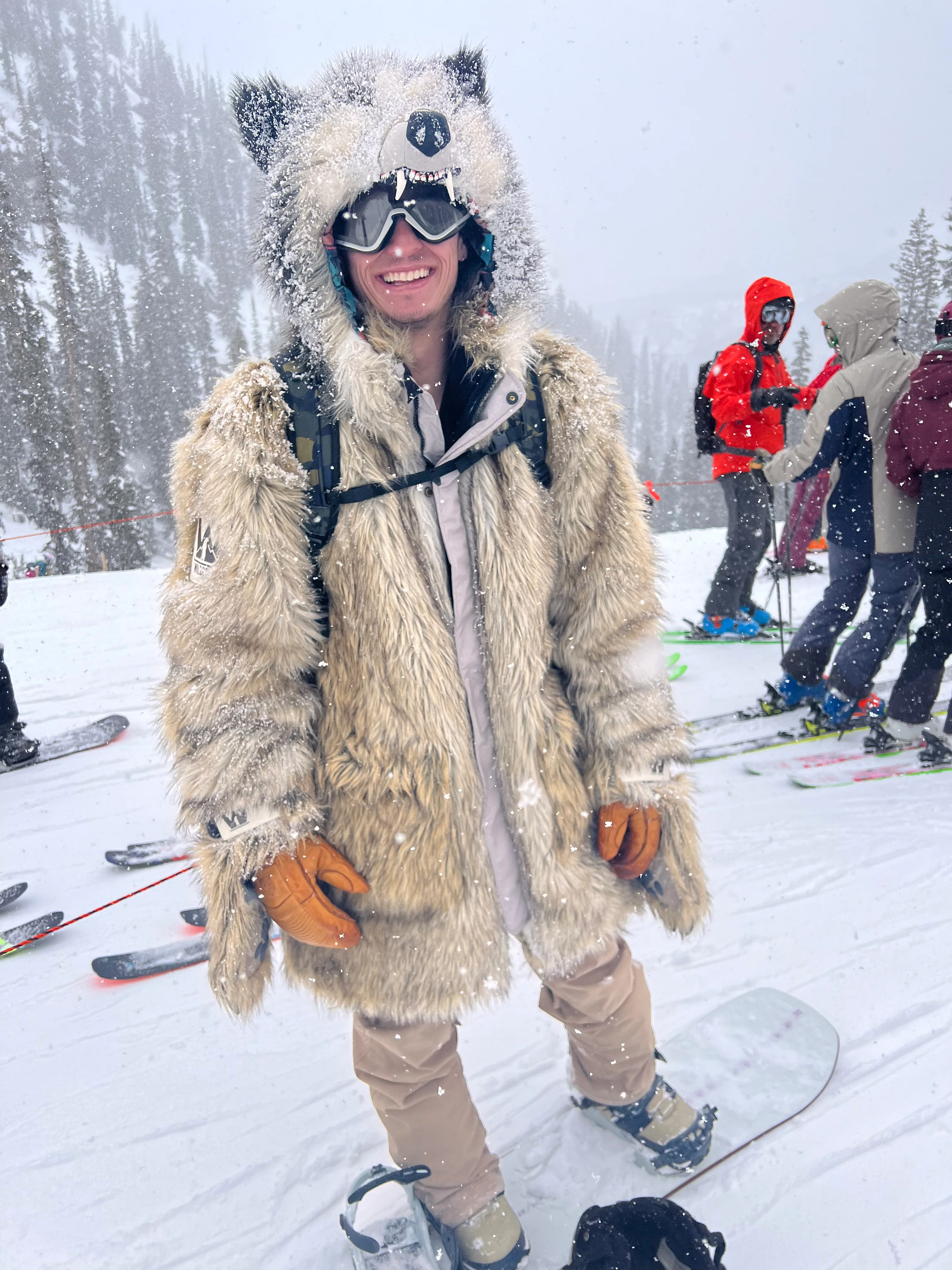 THE WILD WOLF COAT, v5