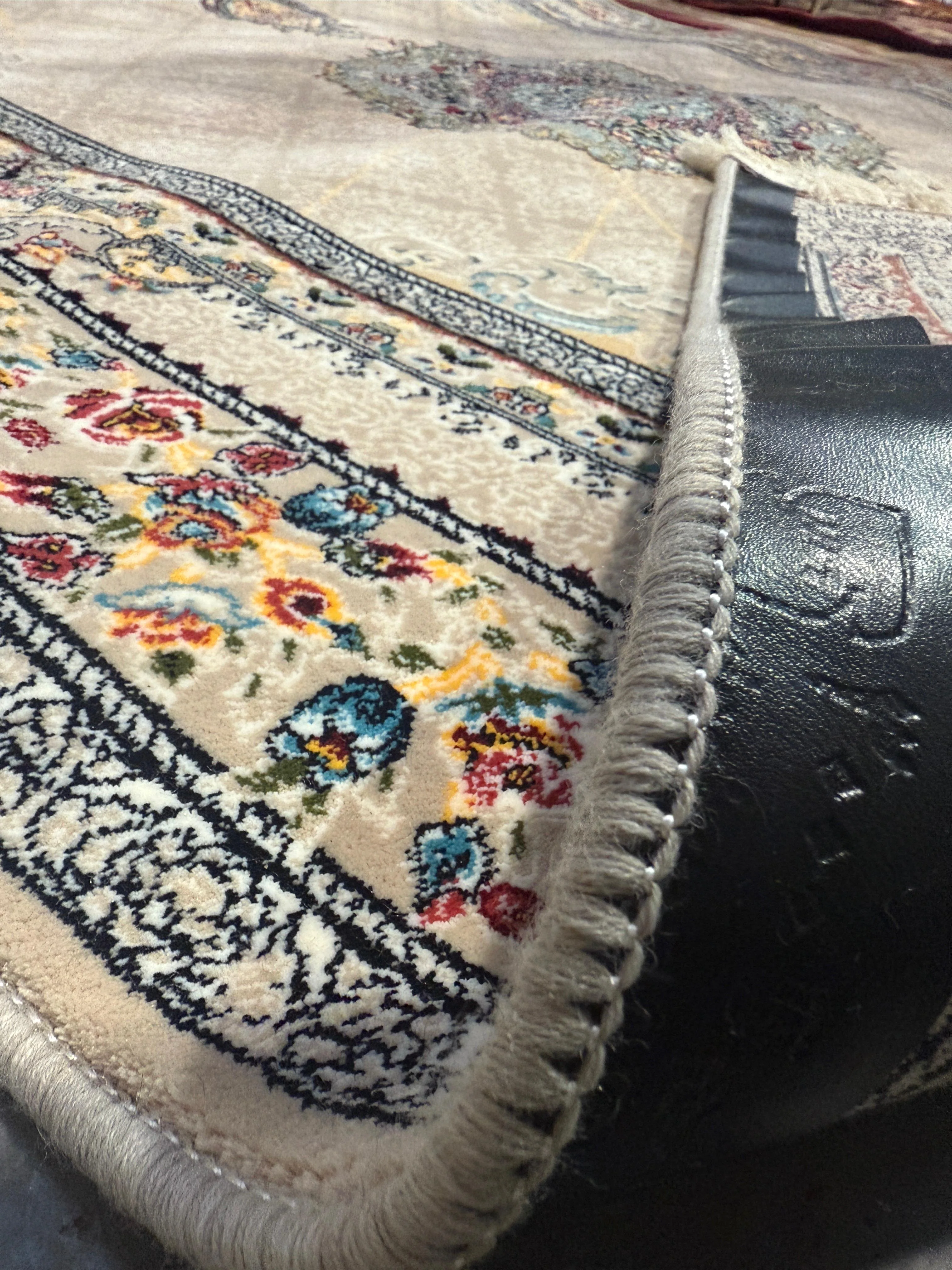 Teemjeh Traditional Living Room - 700 Reeds Rug