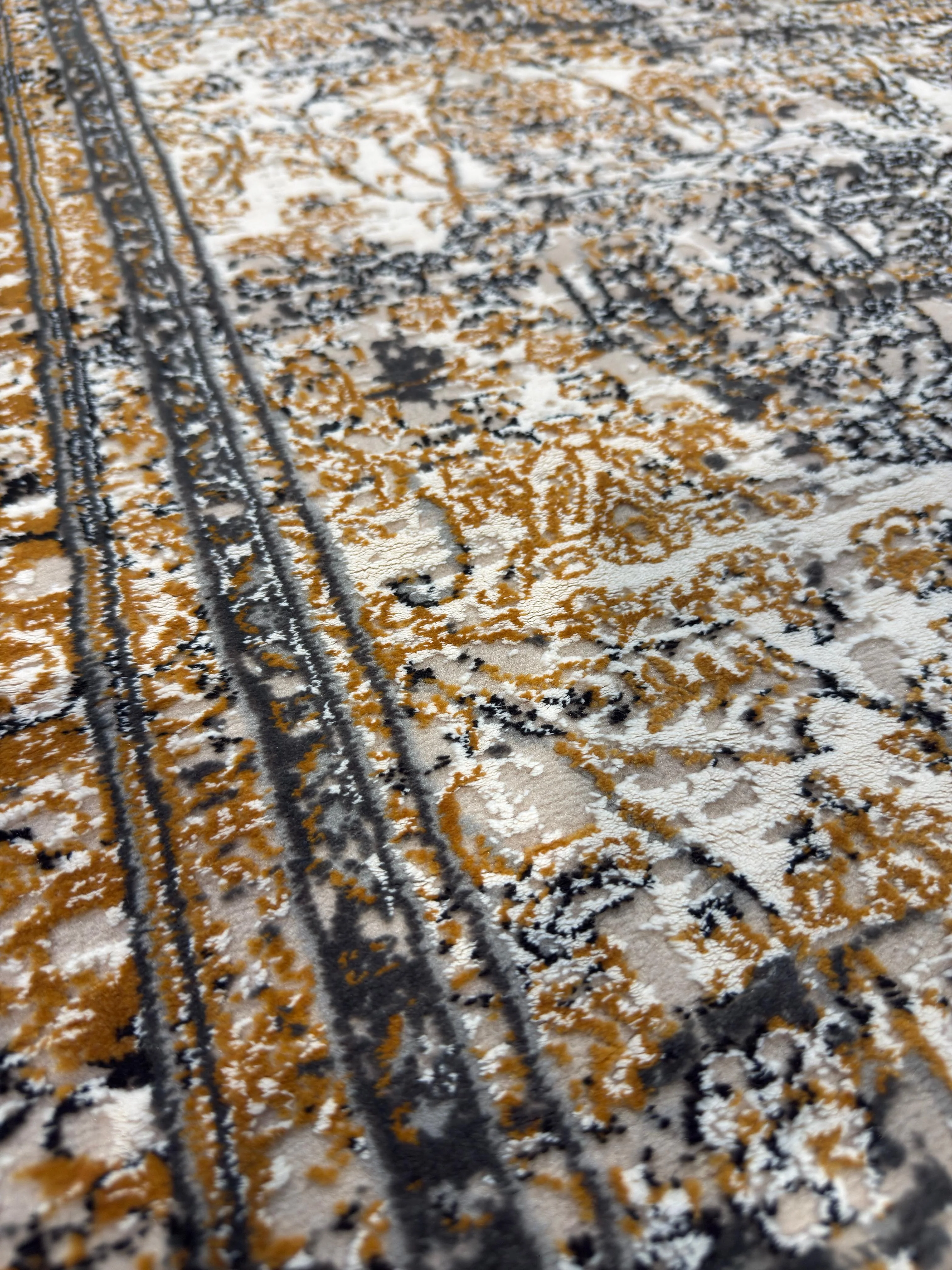 Modern Style Living Room Rug - 700 Reeds