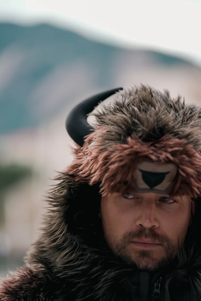 THE BUFFALO HOOD, v5