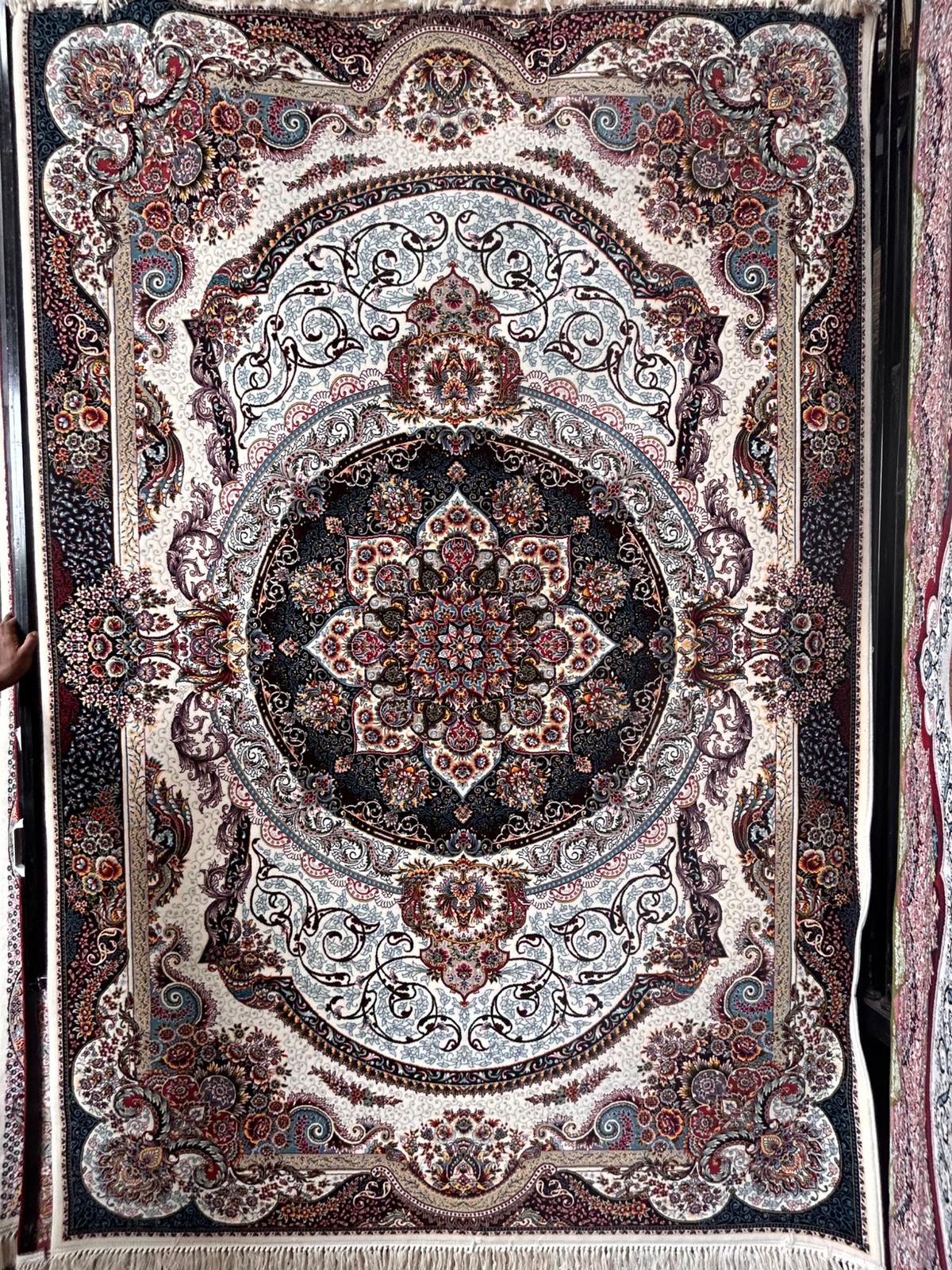 Mana Persian Rug - 700 Reeds