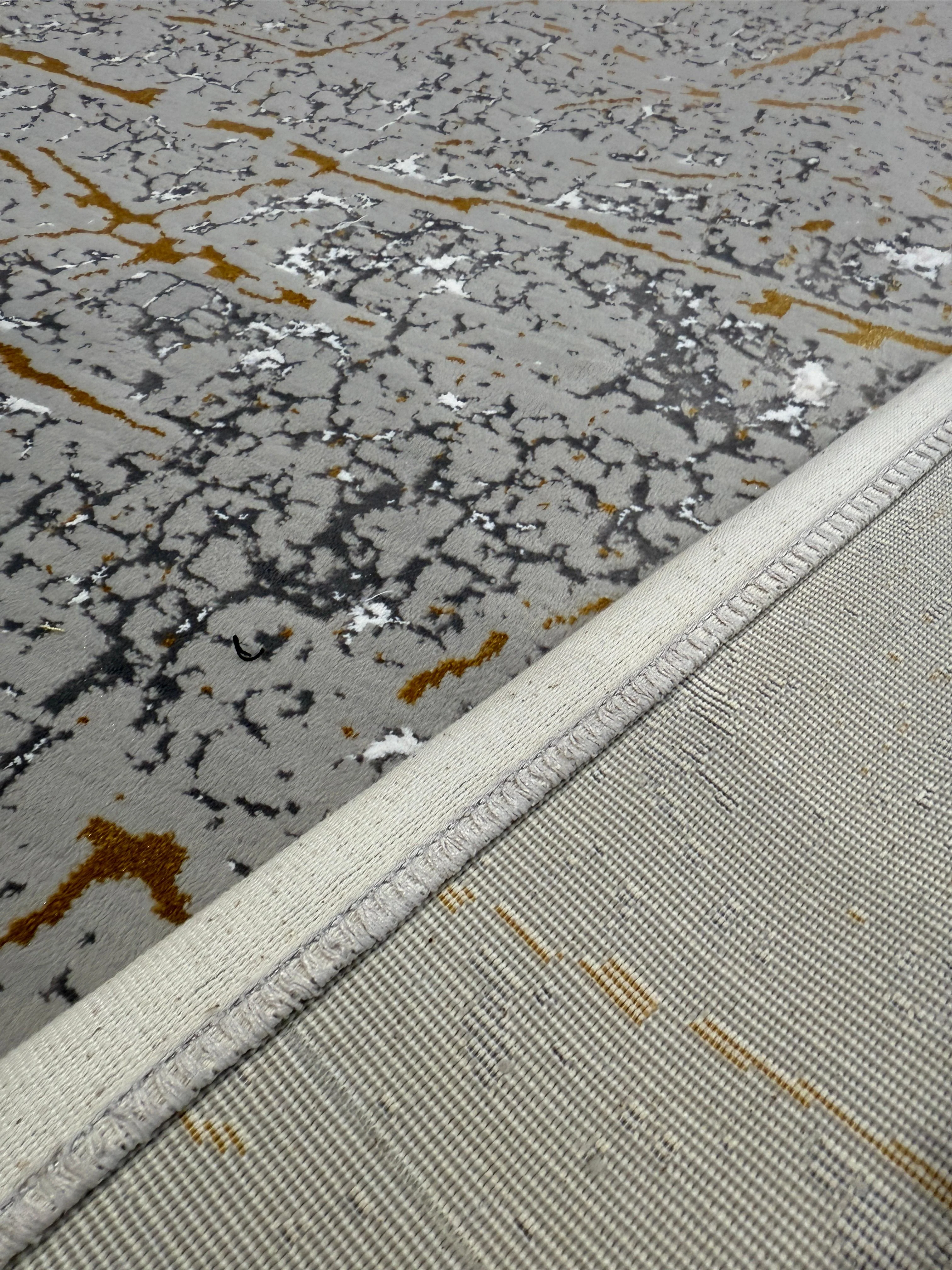 Modern Style Living Room Rug - 700 Reeds