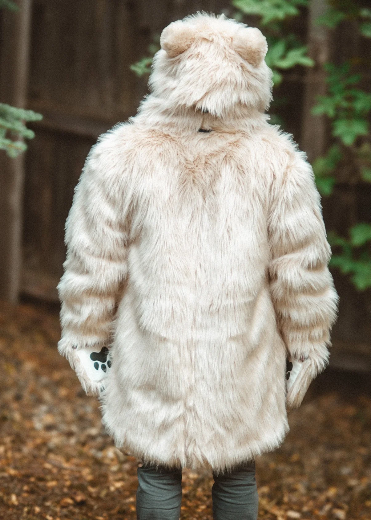 THE POLAR BEAR COAT, v5