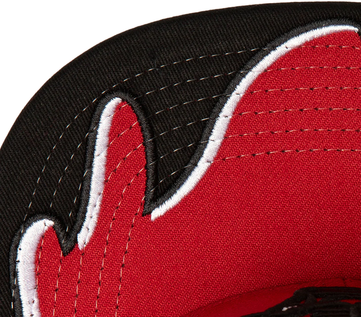 Chicago Bulls Mitchell & Ness Rising Tide Snapback
