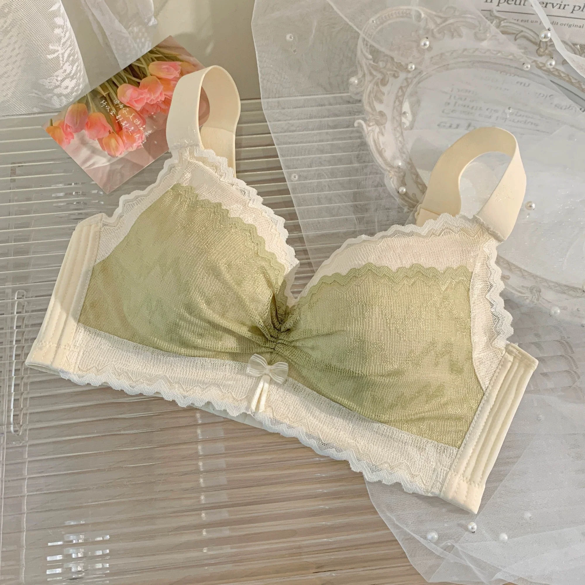 Pure Desire Anti-Sagging Bra