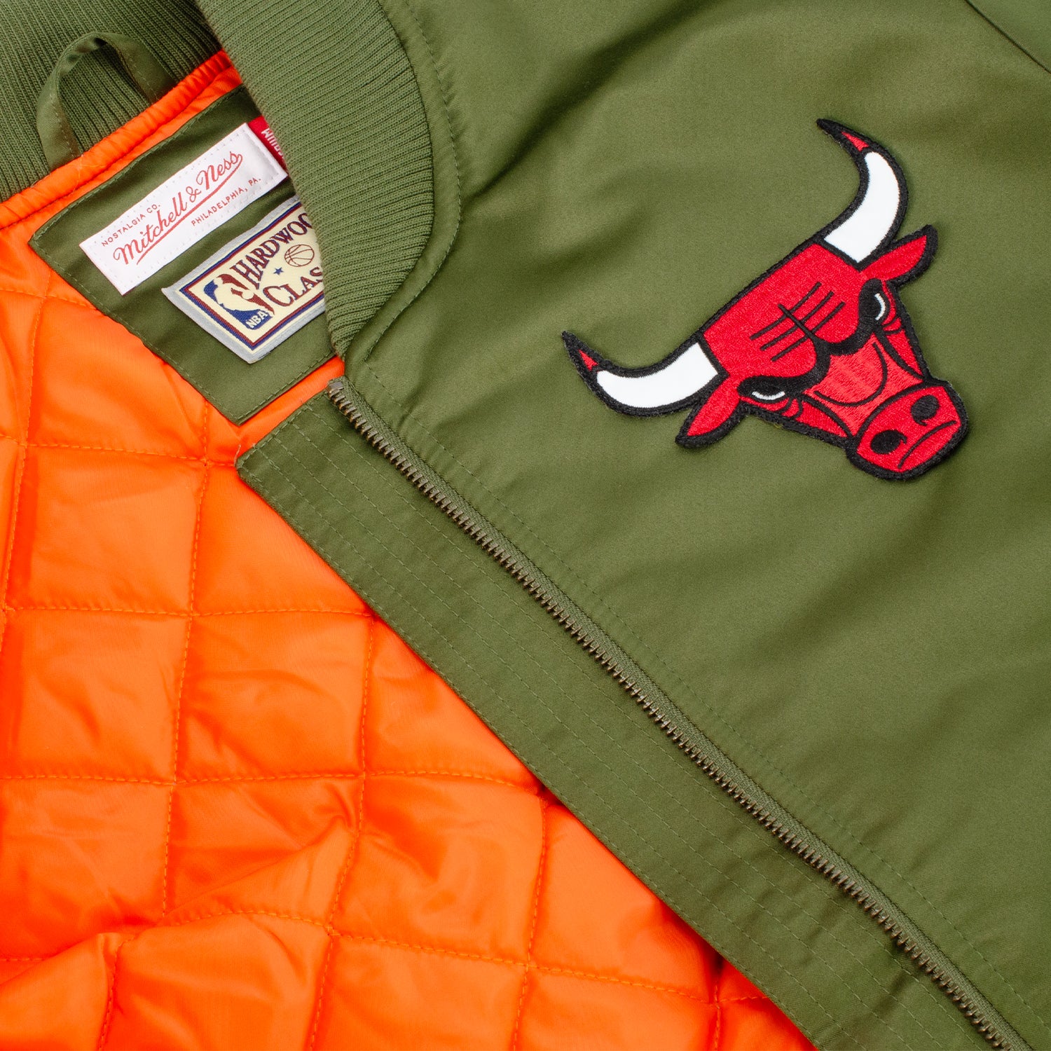 Chicago Bulls Mitchell & Ness Satin Bomber Jacket