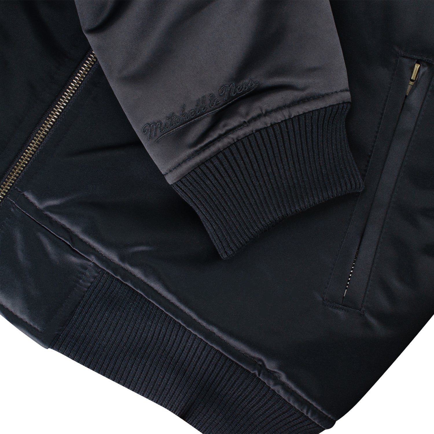 Chicago Bulls Mitchell & Ness Satin Bomber Jacket