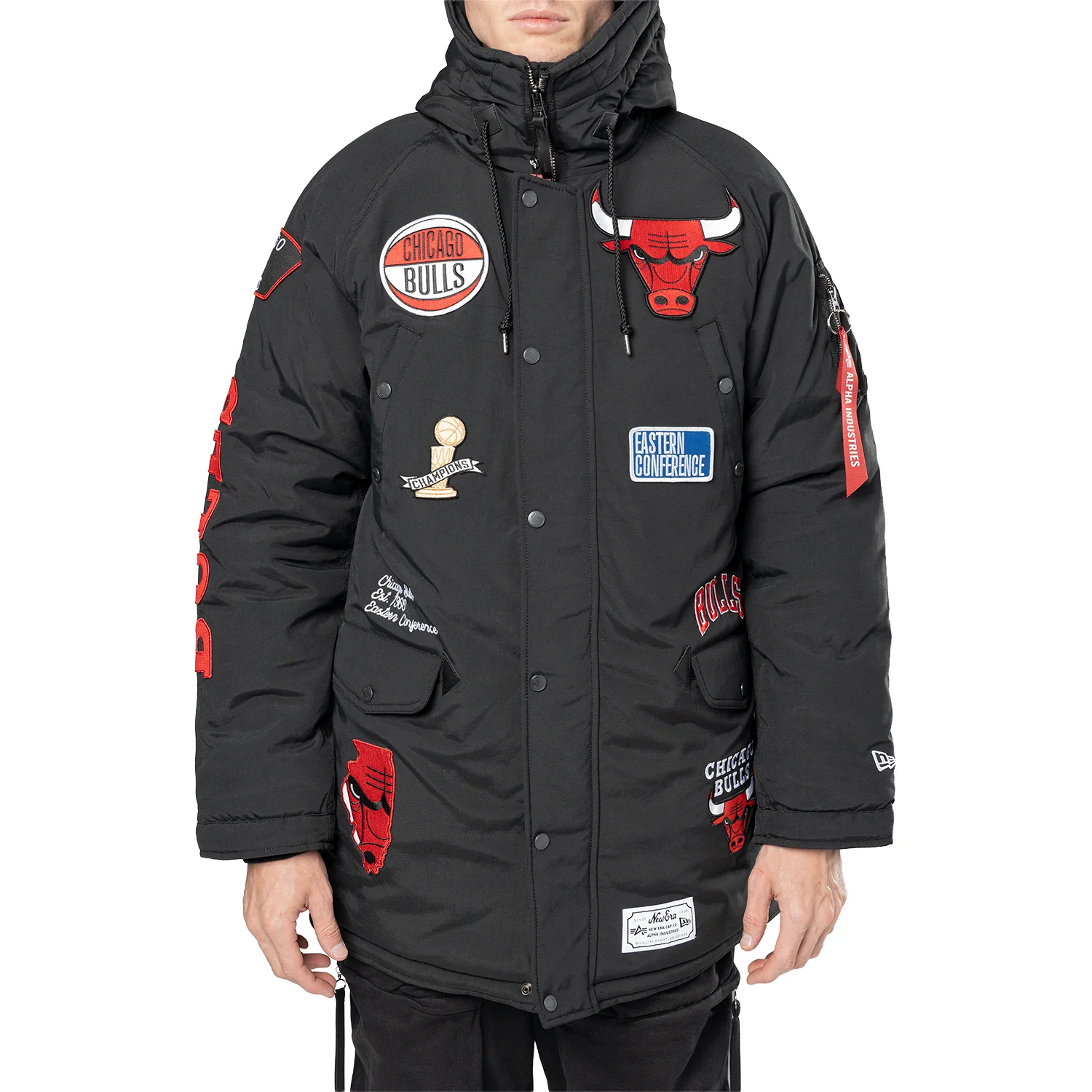 Chicago Bulls New Era Alpha Industries Patch Parka Coat