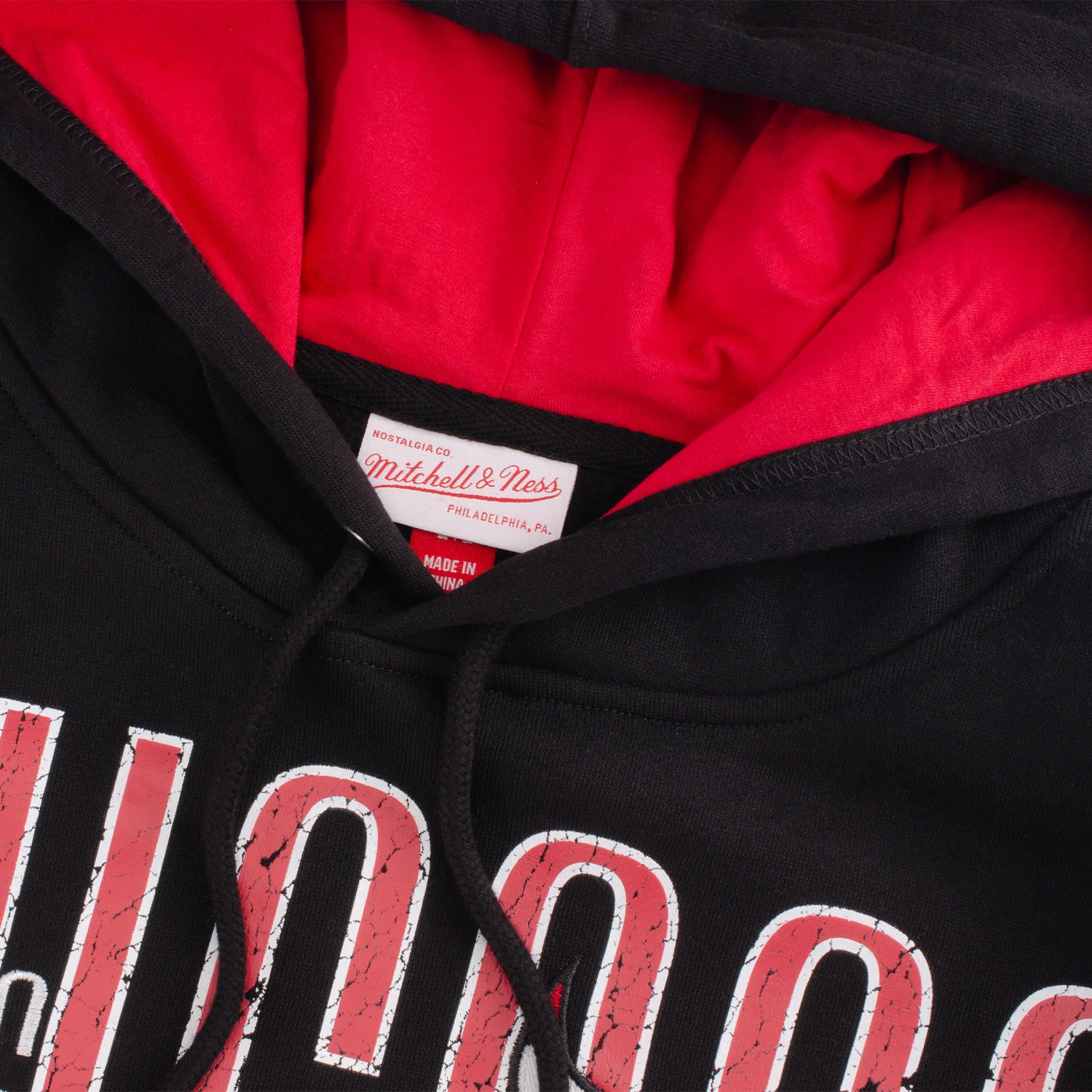 Chicago Bulls Mitchell & Ness Oversized Hooded Sweatshirt