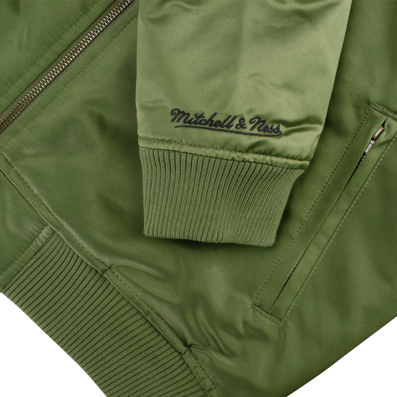 Chicago Bulls Mitchell & Ness Satin Bomber Jacket