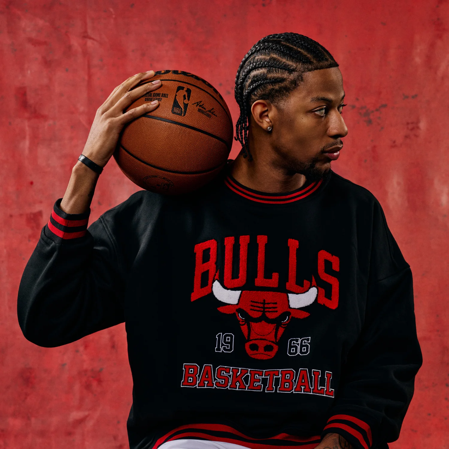 Chicago Bulls 1966 Wild Collective Statement Retro Crewneck Sweatshirt