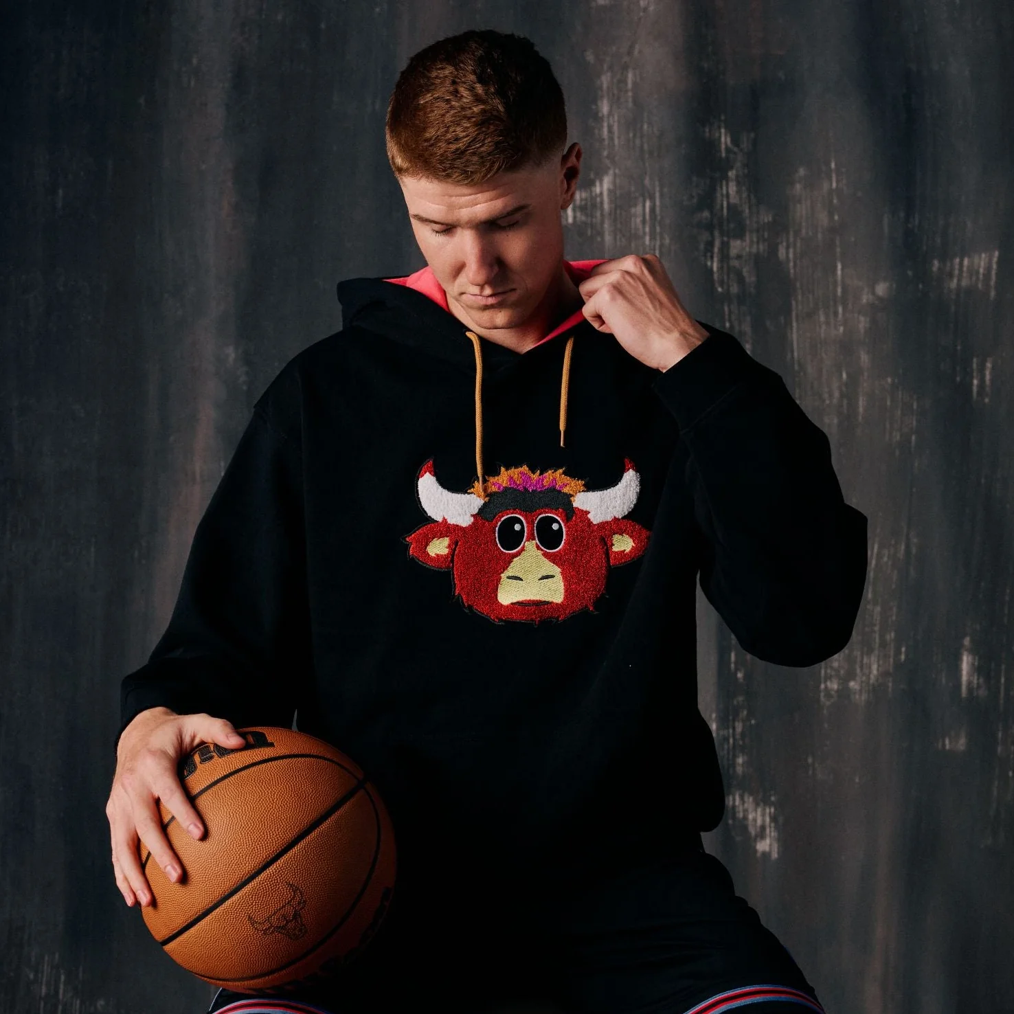 Chicago Bulls 1966 Benny Pink Hoodie