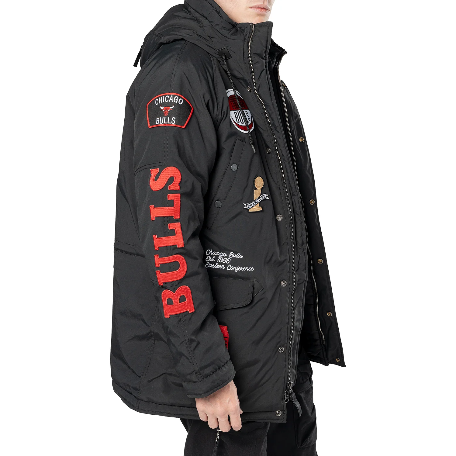 Chicago Bulls New Era Alpha Industries Patch Parka Coat