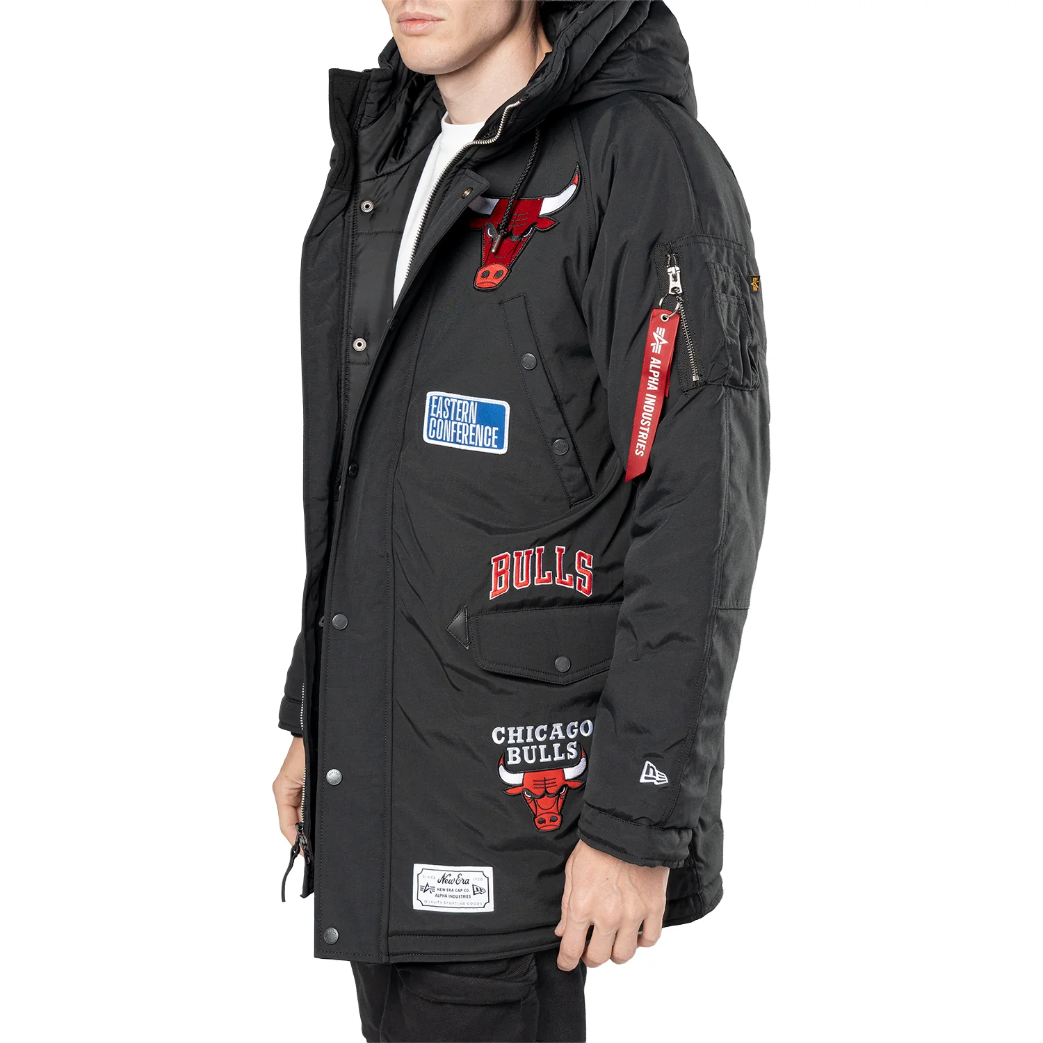 Chicago Bulls New Era Alpha Industries Patch Parka Coat