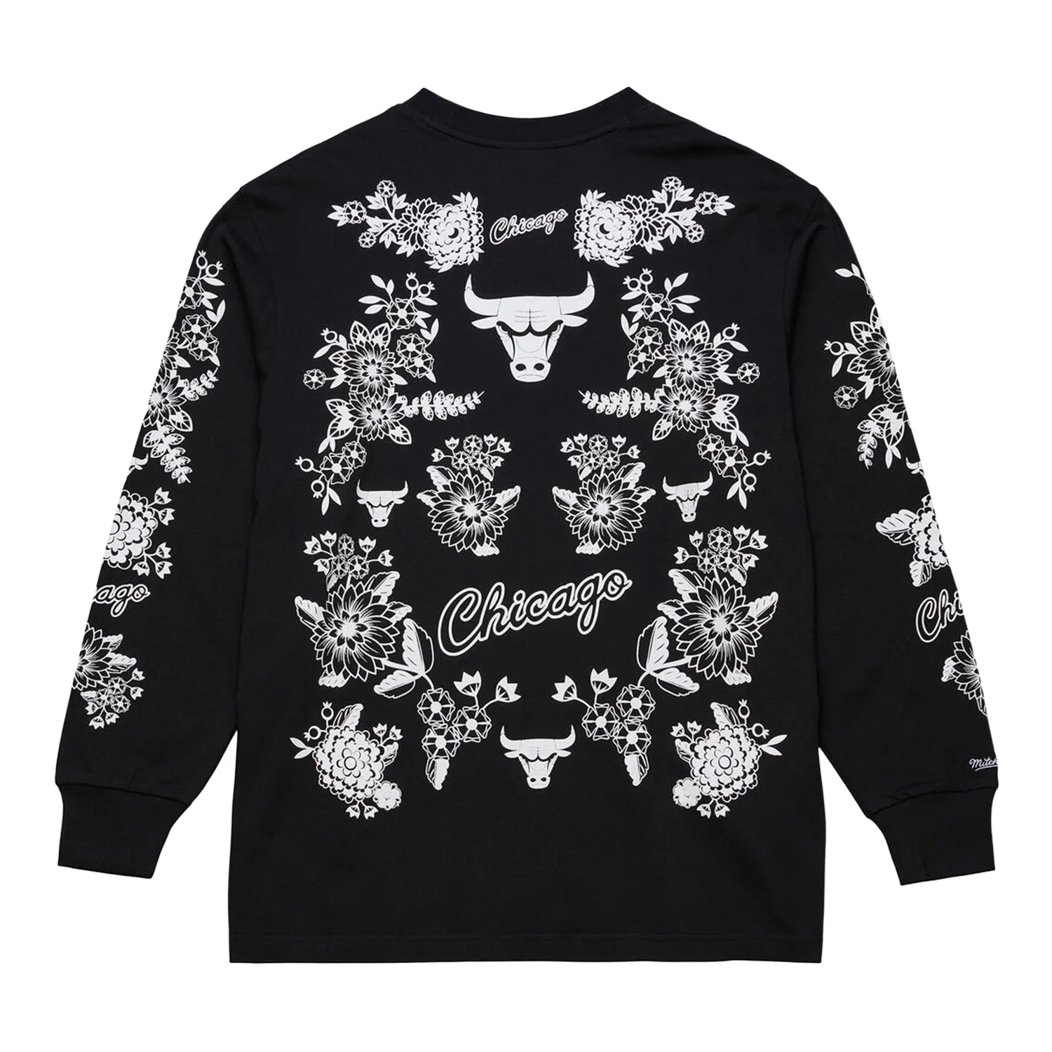 Chicago Bulls Mitchell & Ness Morning Haze Long-Sleeve T-Shirt