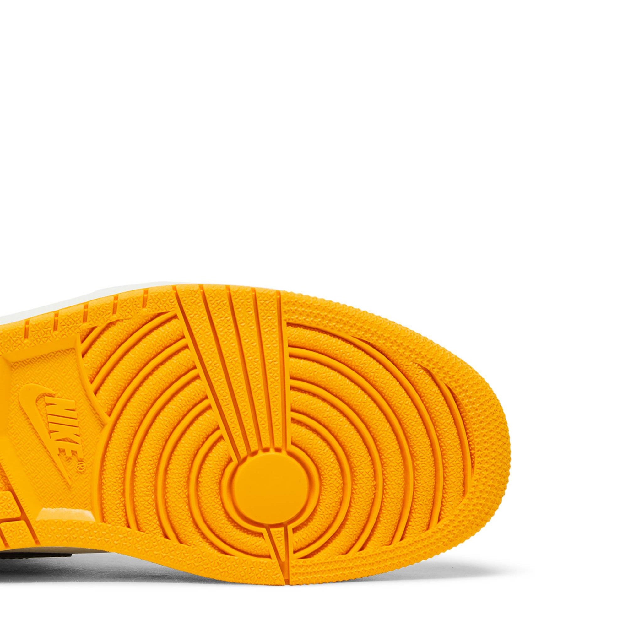 Air Jordan 1 Retro High OG 'Yellow Toe' 555088-711