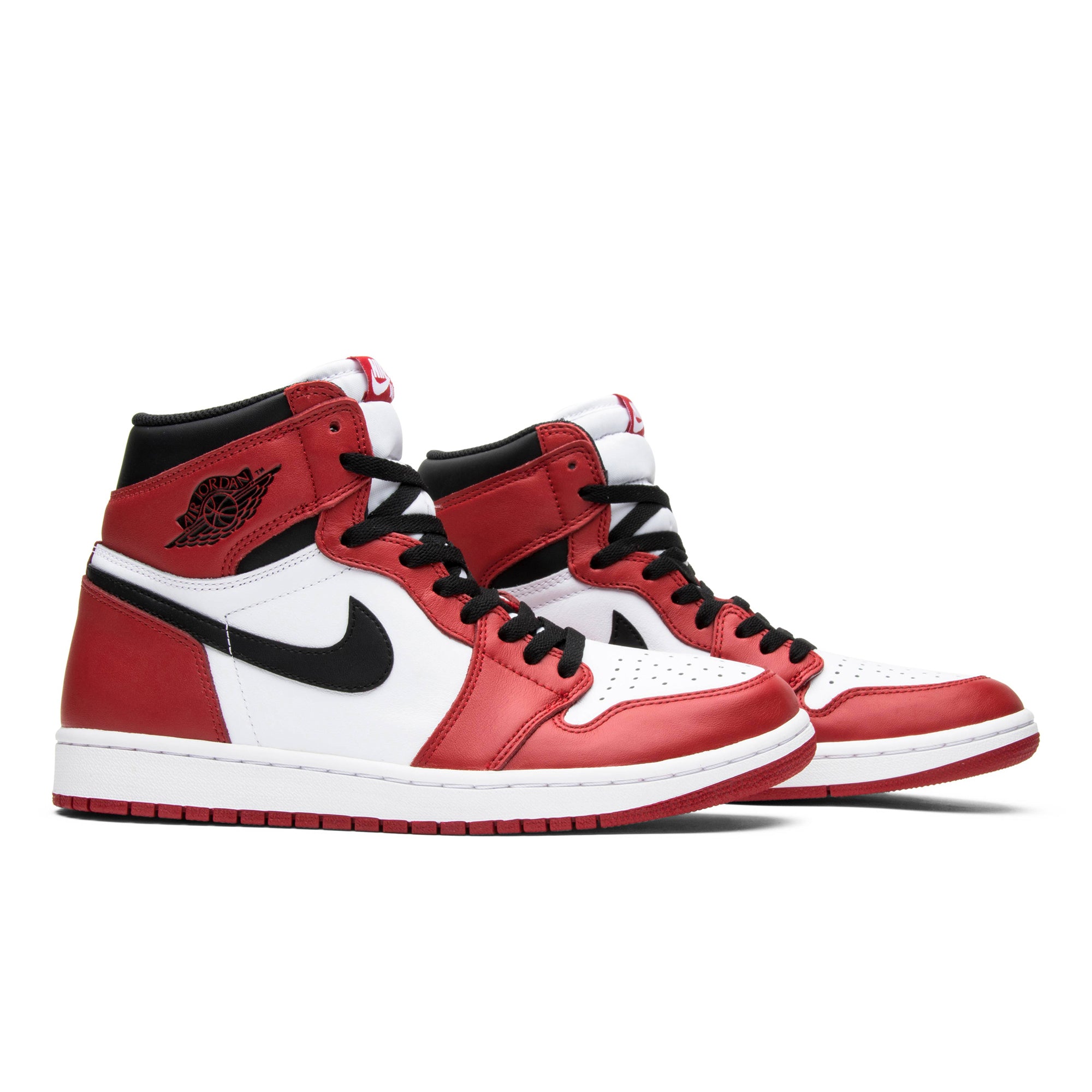 Air Jordan 1 Retro High OG 'Chicago' 2015 555088-101