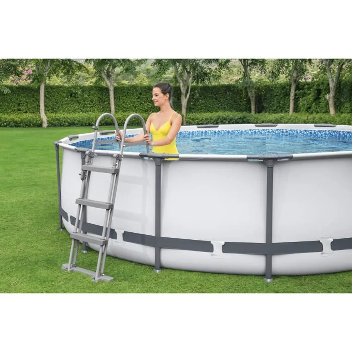 Kit Piscine hors sol tubulaire BESTWAY Steel Pro Max™ - 305 x 76 cm - Ronde (Avec épurateur à cartouche et pompe de filtration)