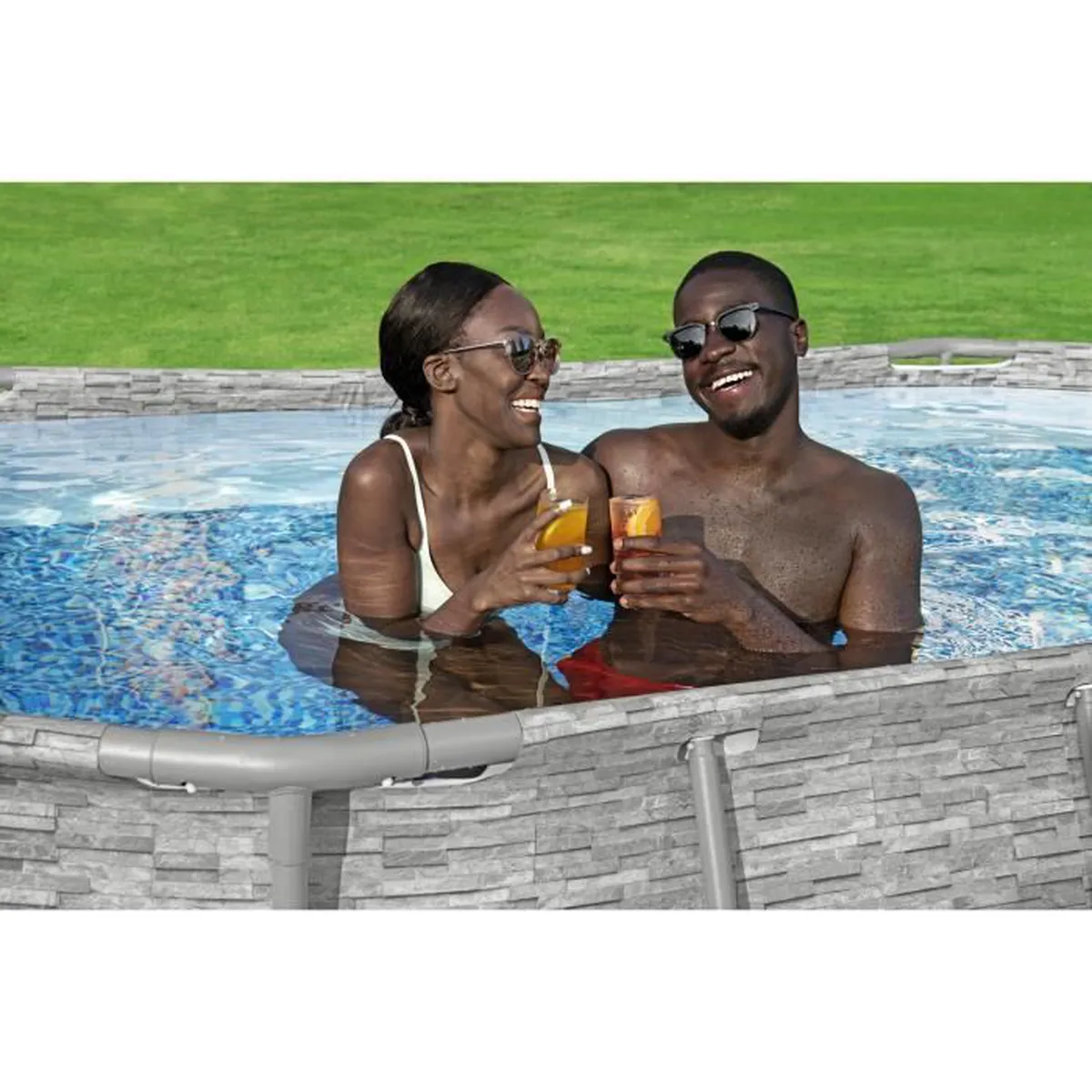 Kit Piscine hors sol BESTWAY Power Steel™- 427 x 250 x 100 cm - Ovale (Livrée avec filtre à cartouche, bâche, échelle)