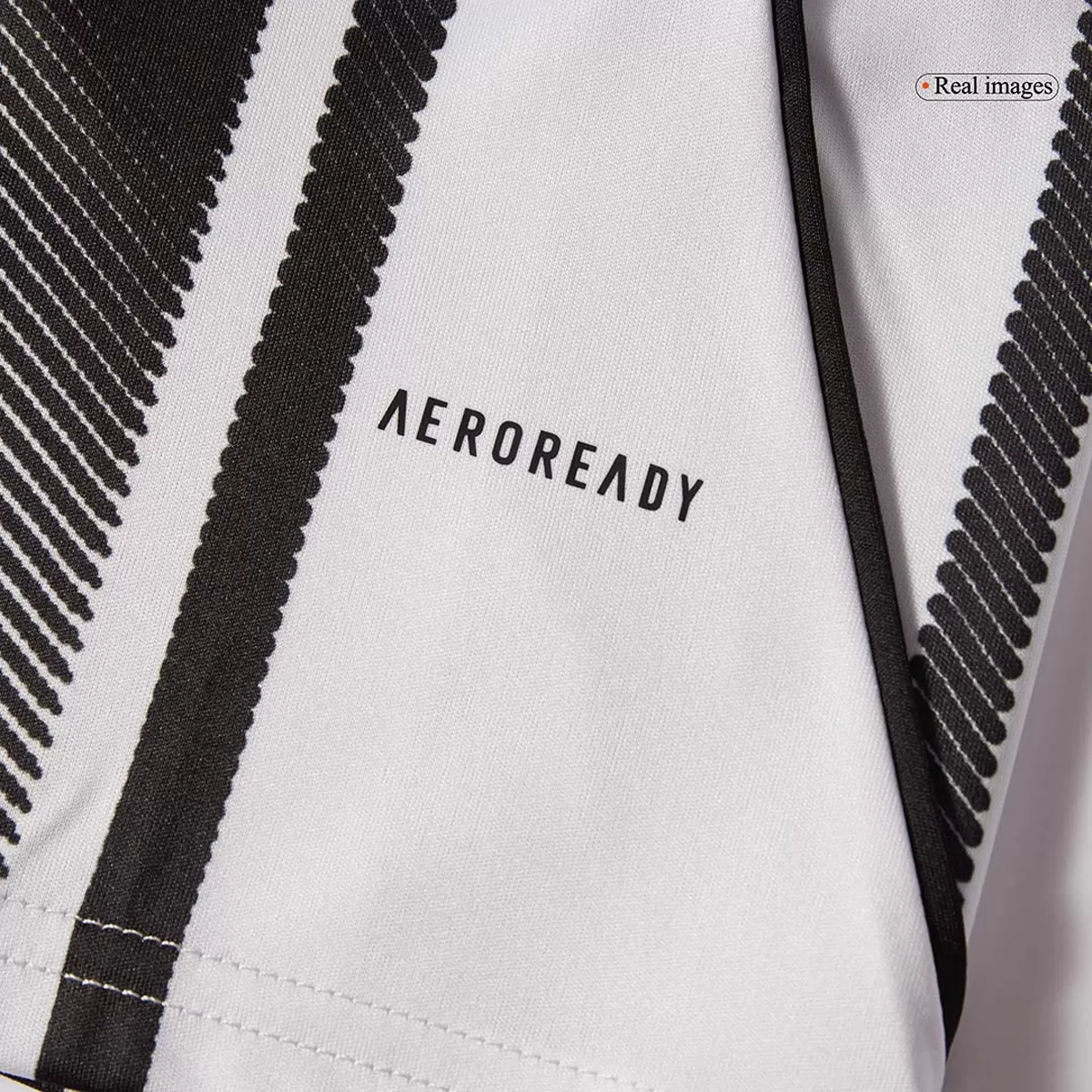 Juventus Home Jersey Full Kit 2025/26