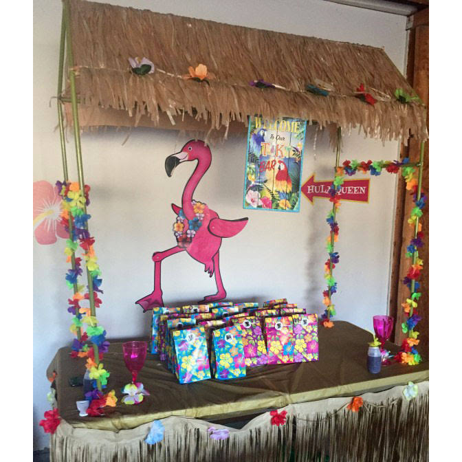 Tabletop Tiki Hut ahuboo