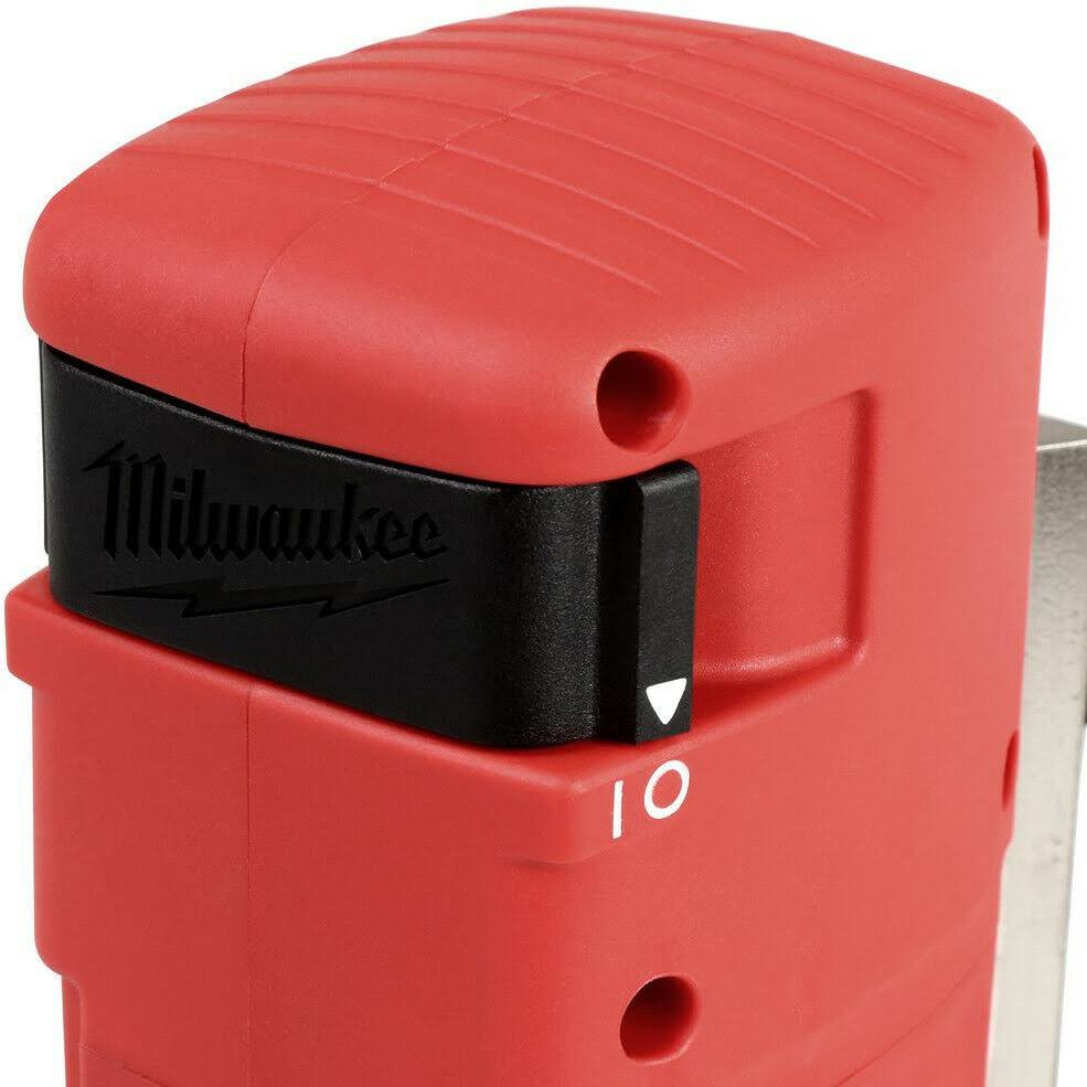 Milwaukee 427221 15/8 in. Drill Kit dersya