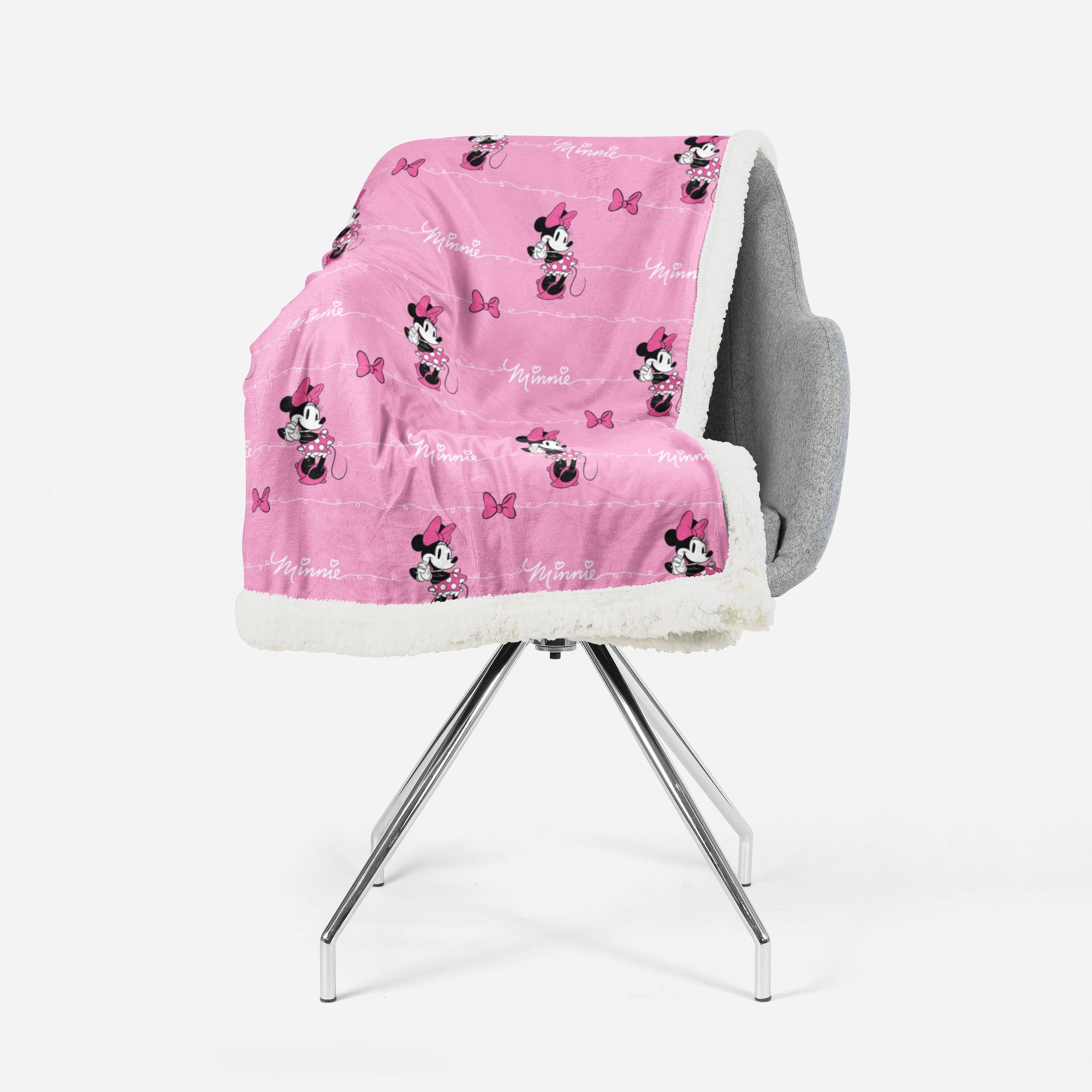 Minnie Mouse 60 inch x 90 inch Sherpa Backed Blanket, Pink dersya