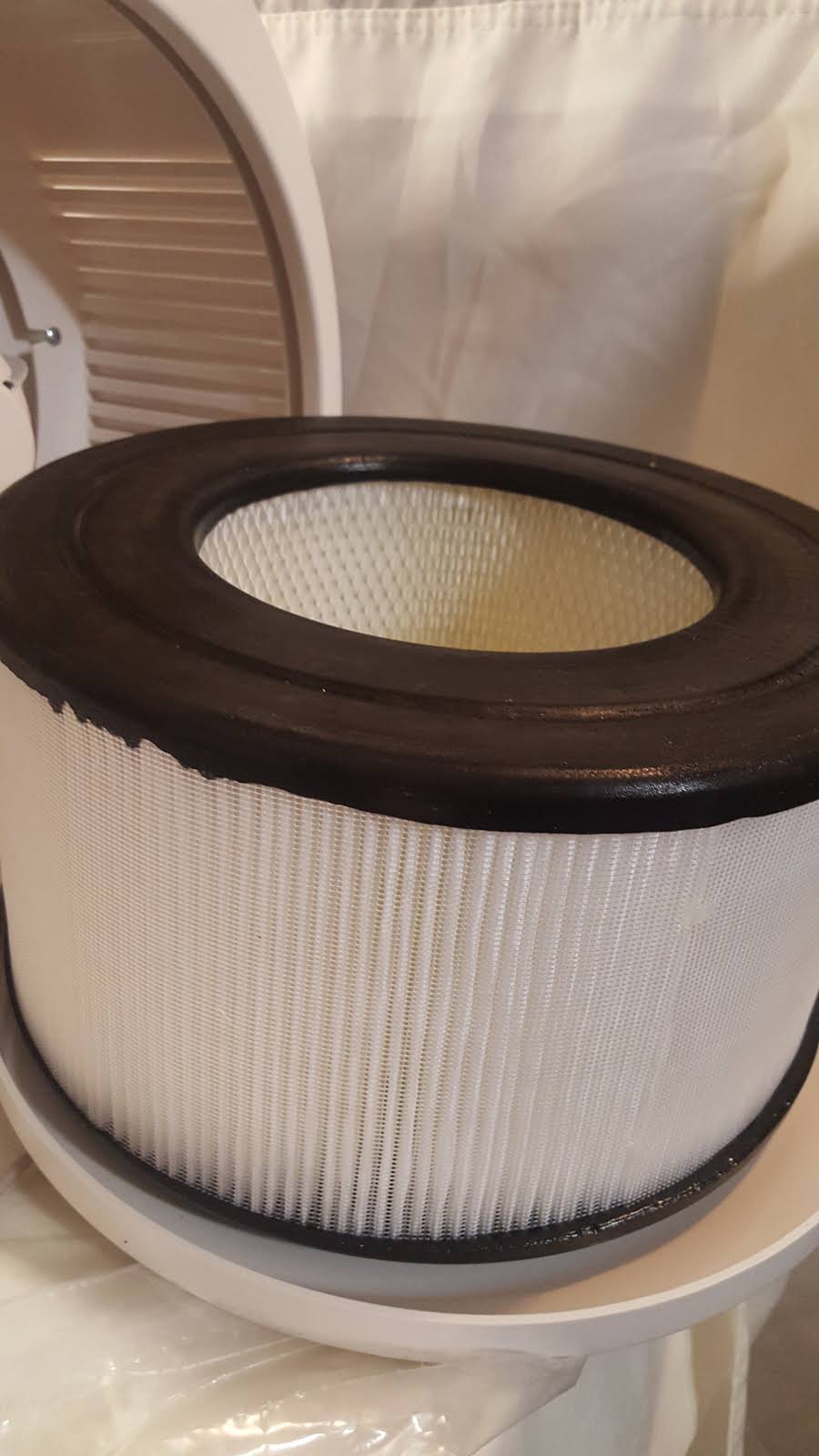 Honeywell 17000S QuietCare Allergen Remover Air Purifier, White dersya
