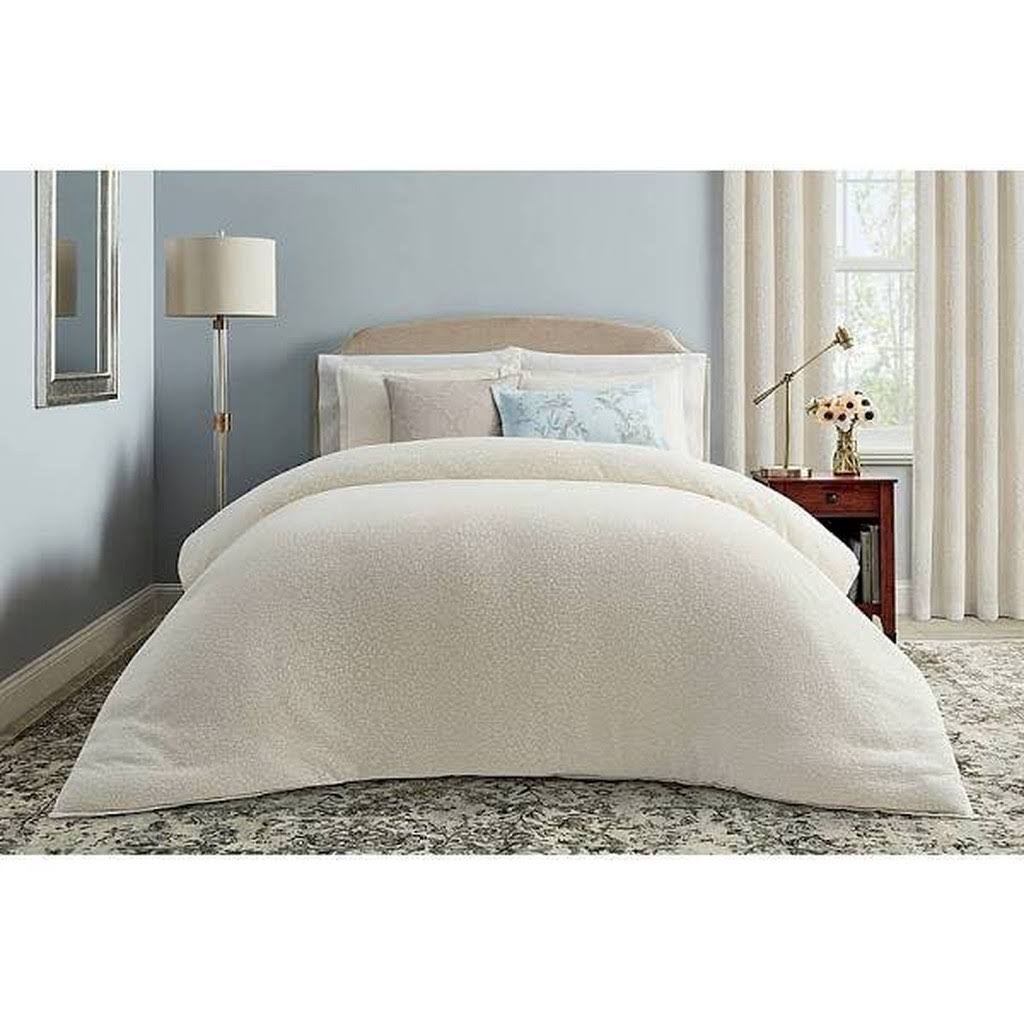 Wamsutta Montville 3Piece King Comforter Set in Peyote dersya