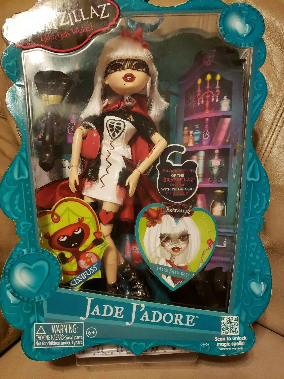 Bratz Bratzillaz Doll, Jade J&Adore dersya