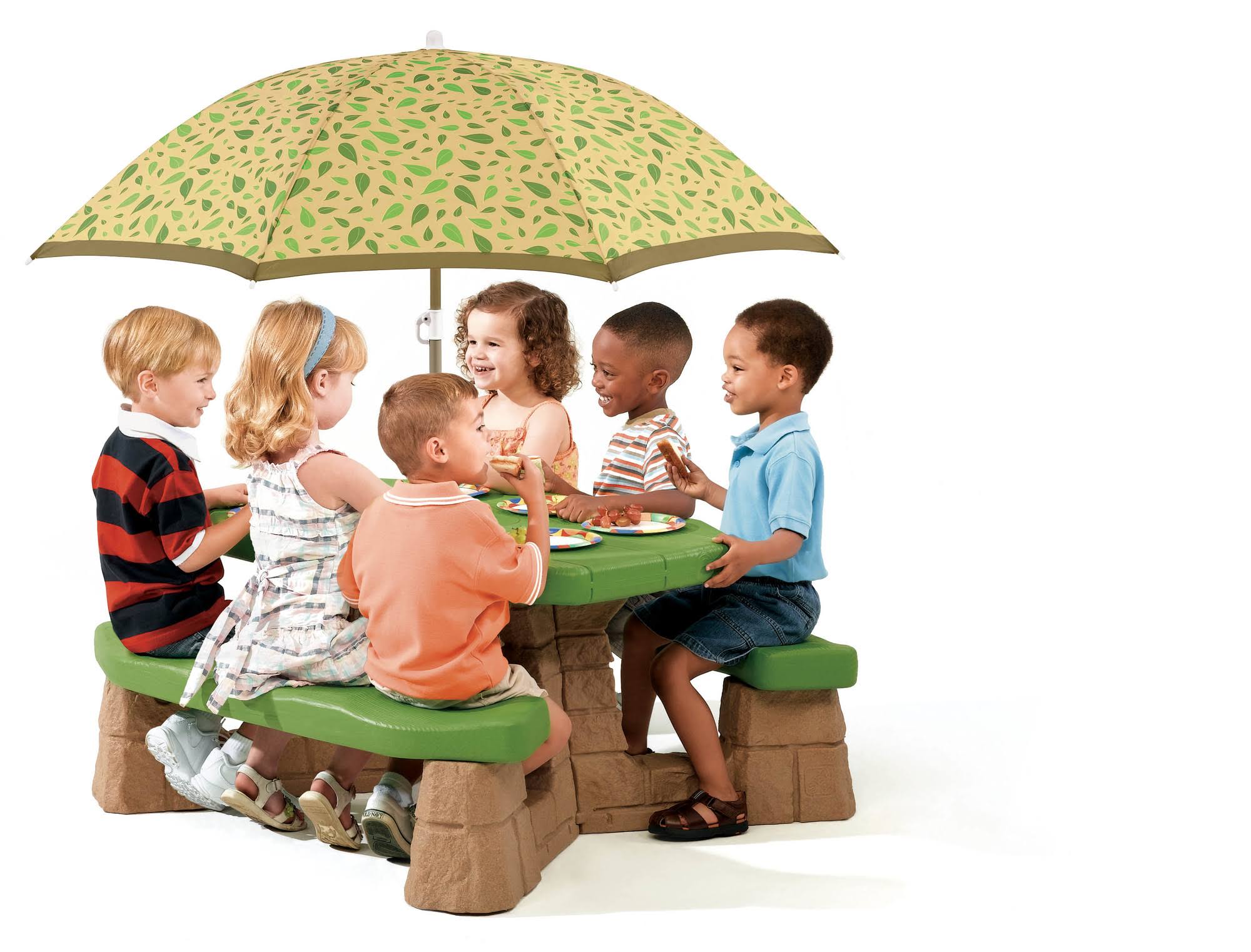 Step2 Naturally Playful Picnic Table with Umbrella, Green dersya