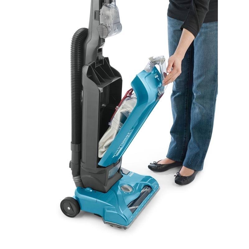 Hoover UH30301 Windtunnel TSeries Bagged Upright Vacuum euservizi