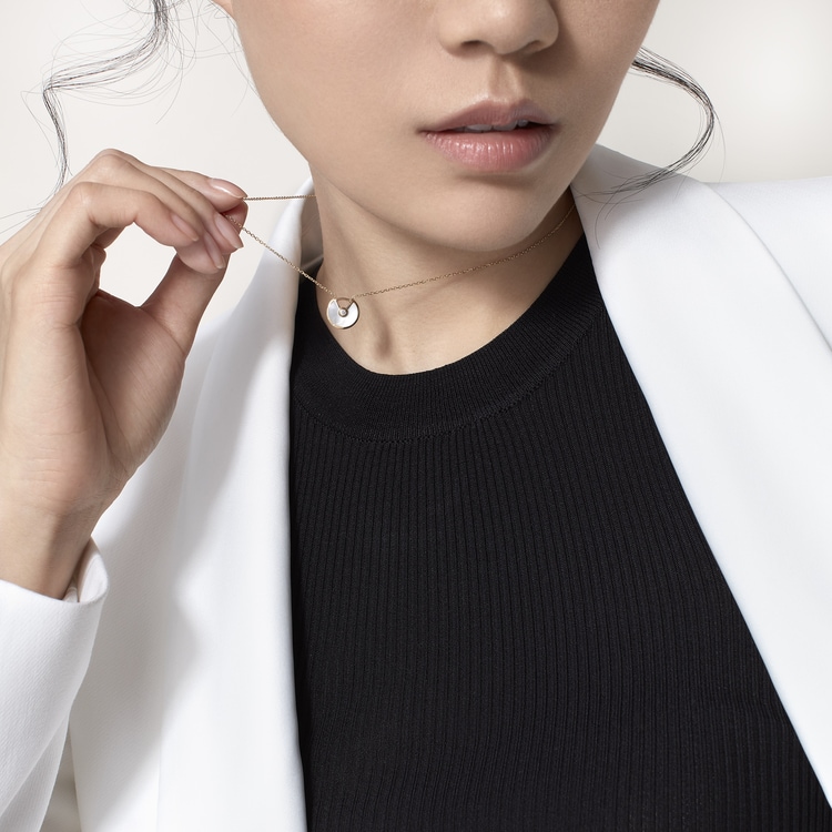 AMULETTE NECKLACE, XS MODEL