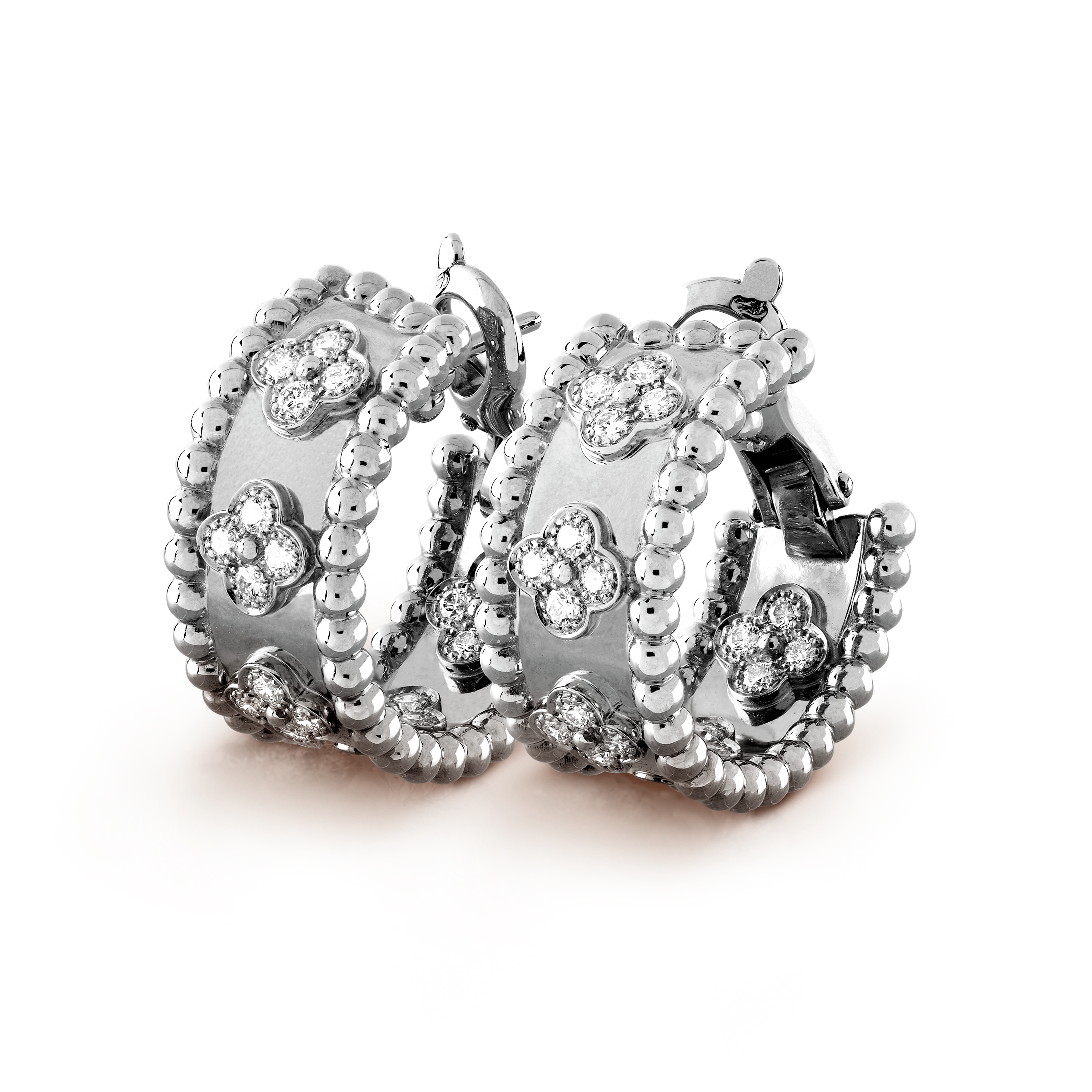 Perlée clovers hoop earrings white gold, Diamond