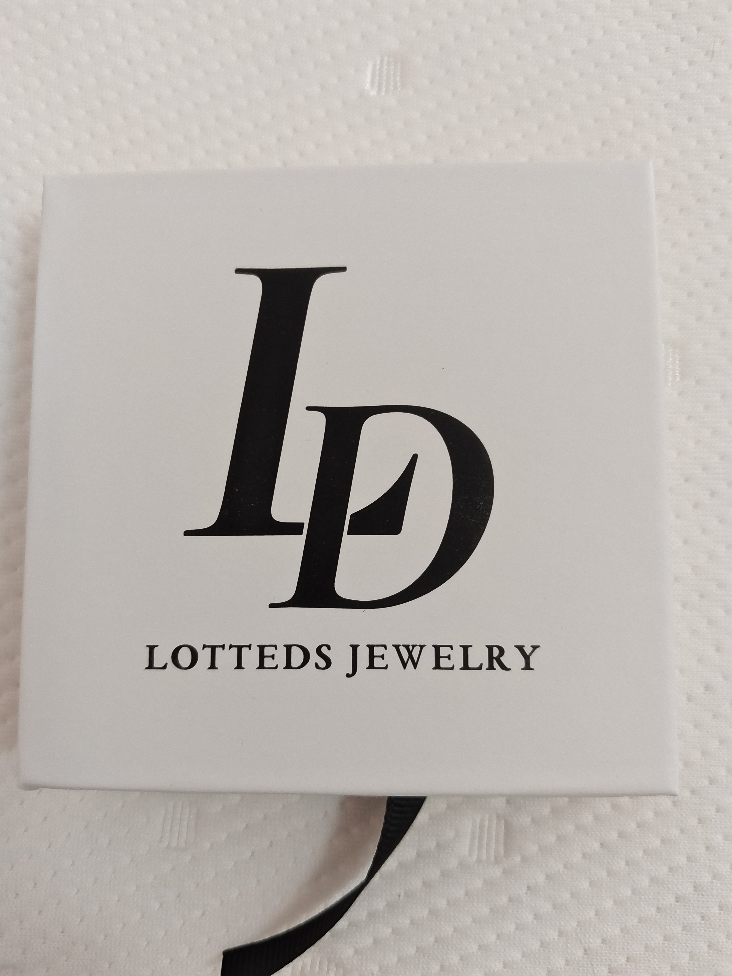 KADIR-LOVE NECKLACE WHITE GOLD