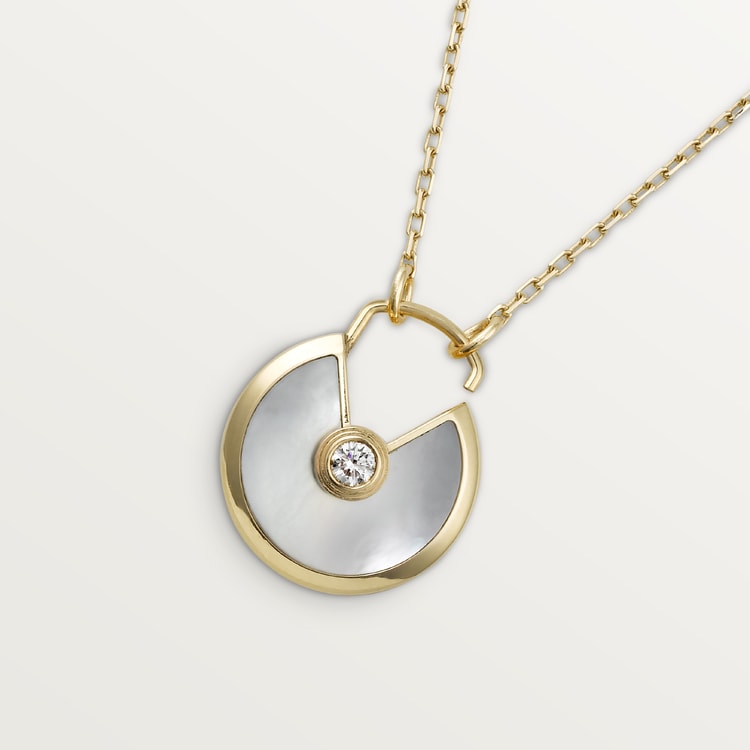 AMULETTE  NECKLACE, SMALL MODEL