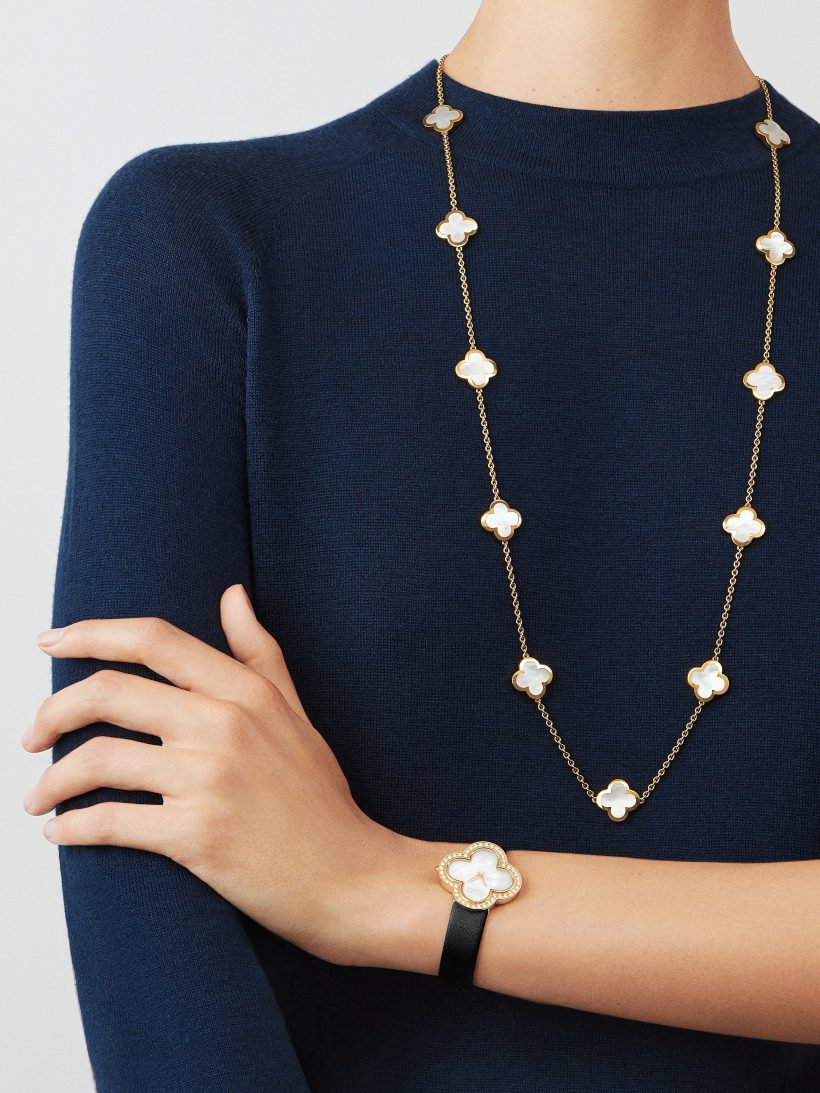 Alhambra watch, medium model