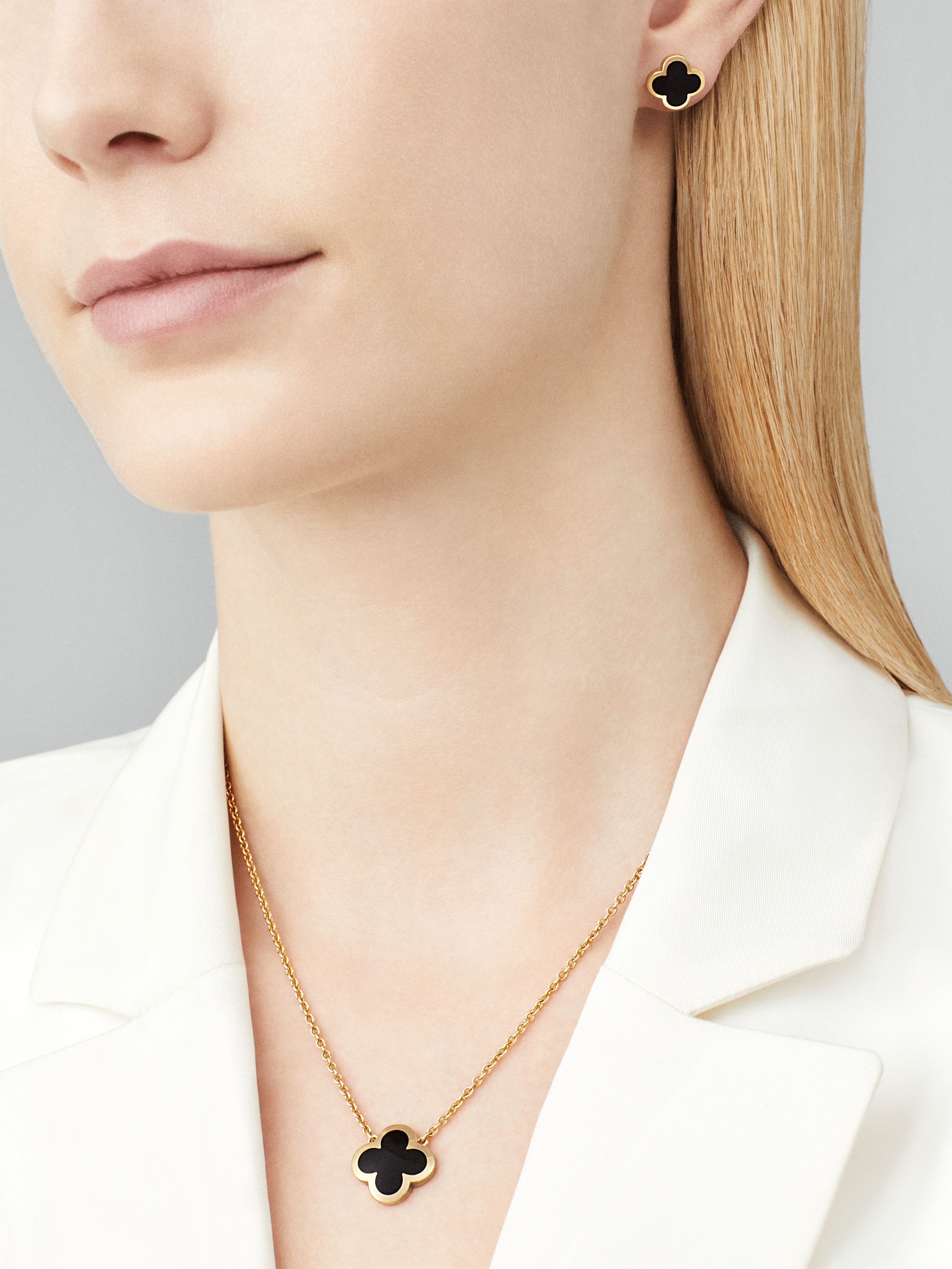 Pure Alhambra earstuds