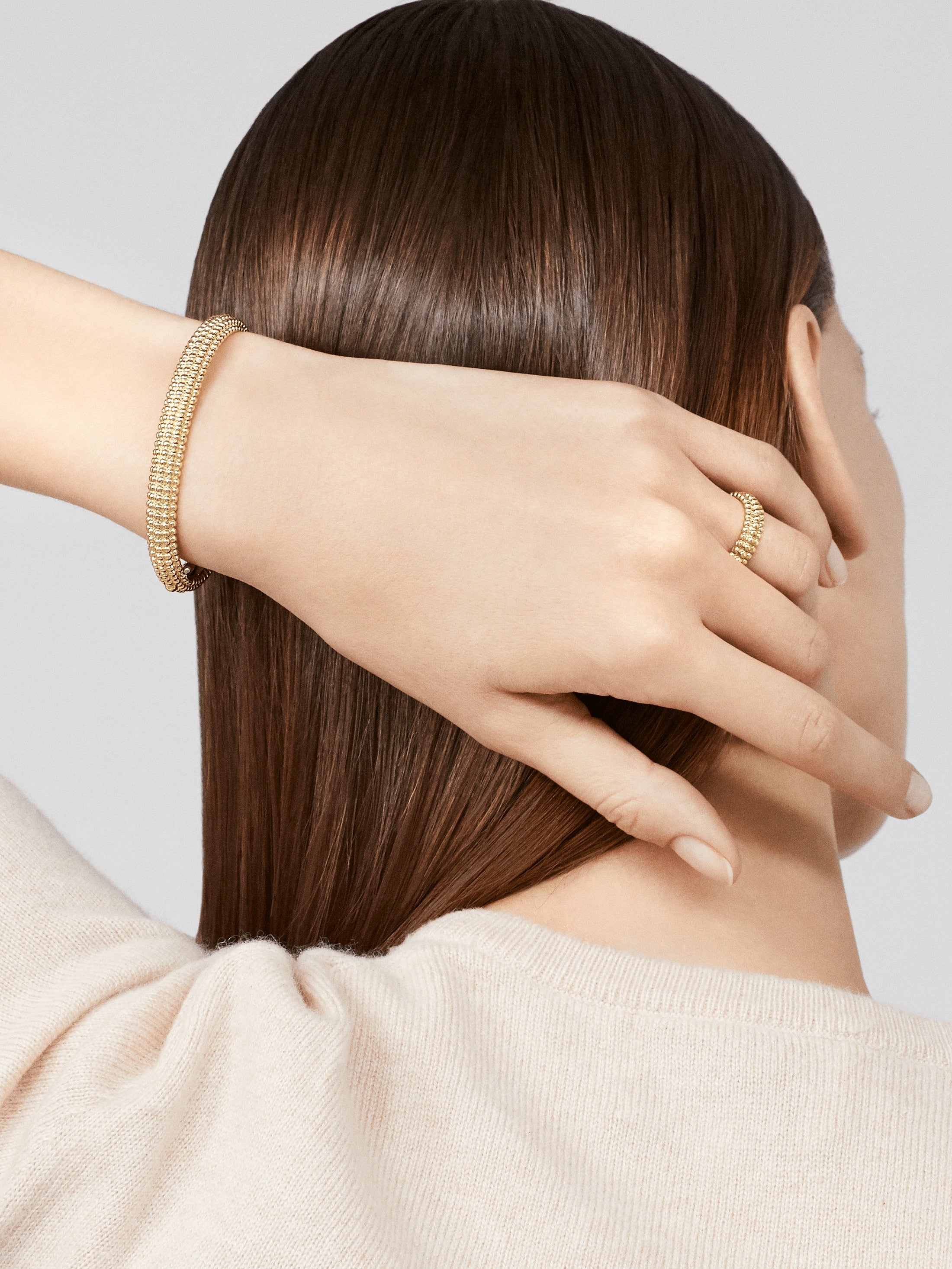 Perlée pearls of gold ring