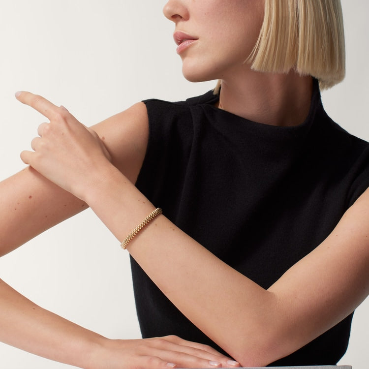 Carty Bullet Single Row Yellow Gold Bracelet Small Model