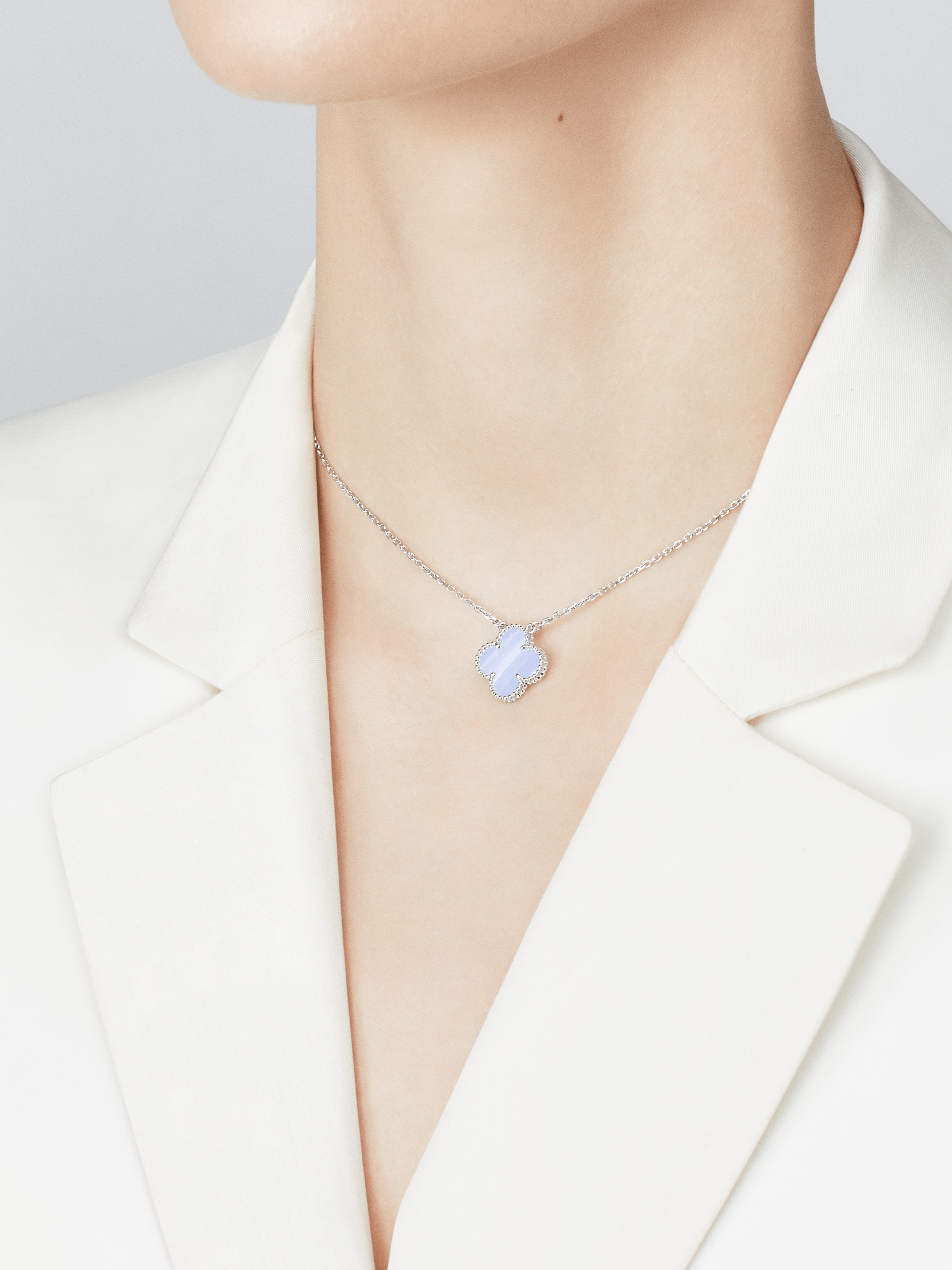 Van Cleef&Arpels Vintage Alhambra pendant