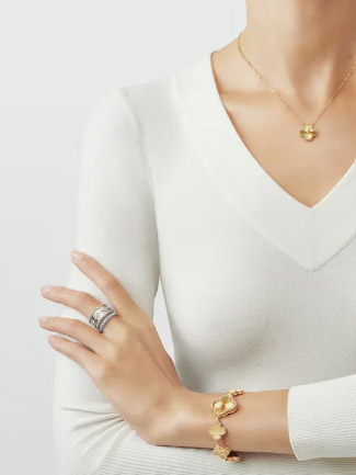 Perlée clovers ring