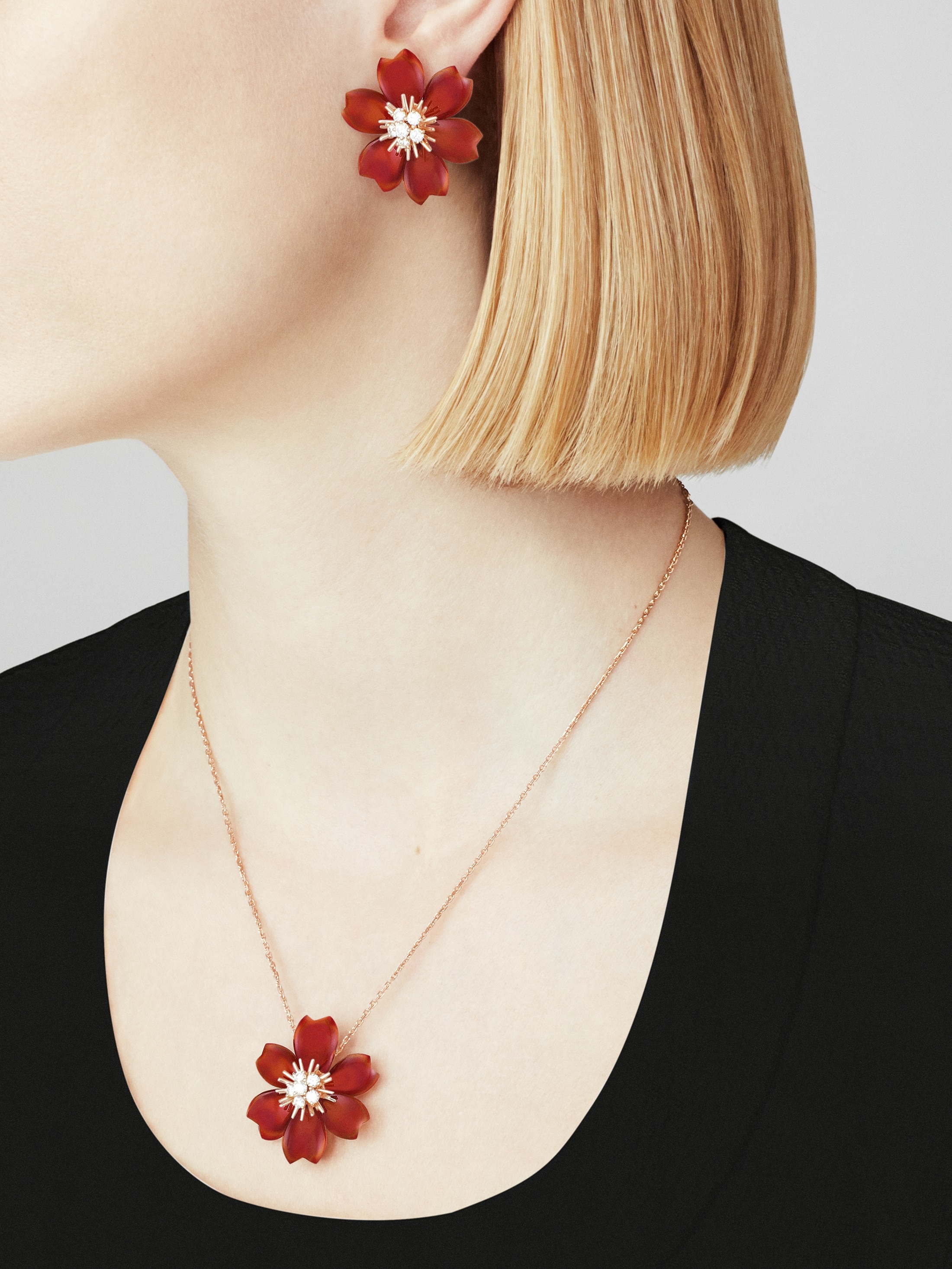 Rose de Noël earrings, small model rose gold