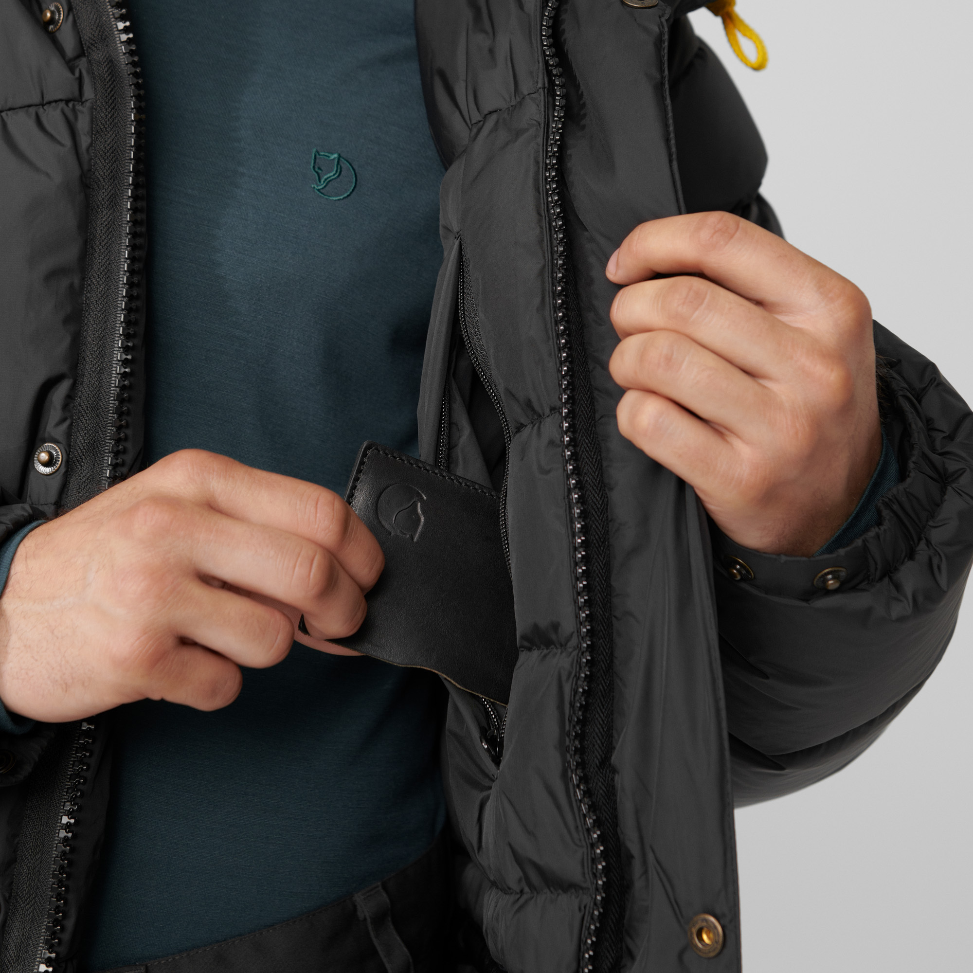 Expedition Down Jacket M