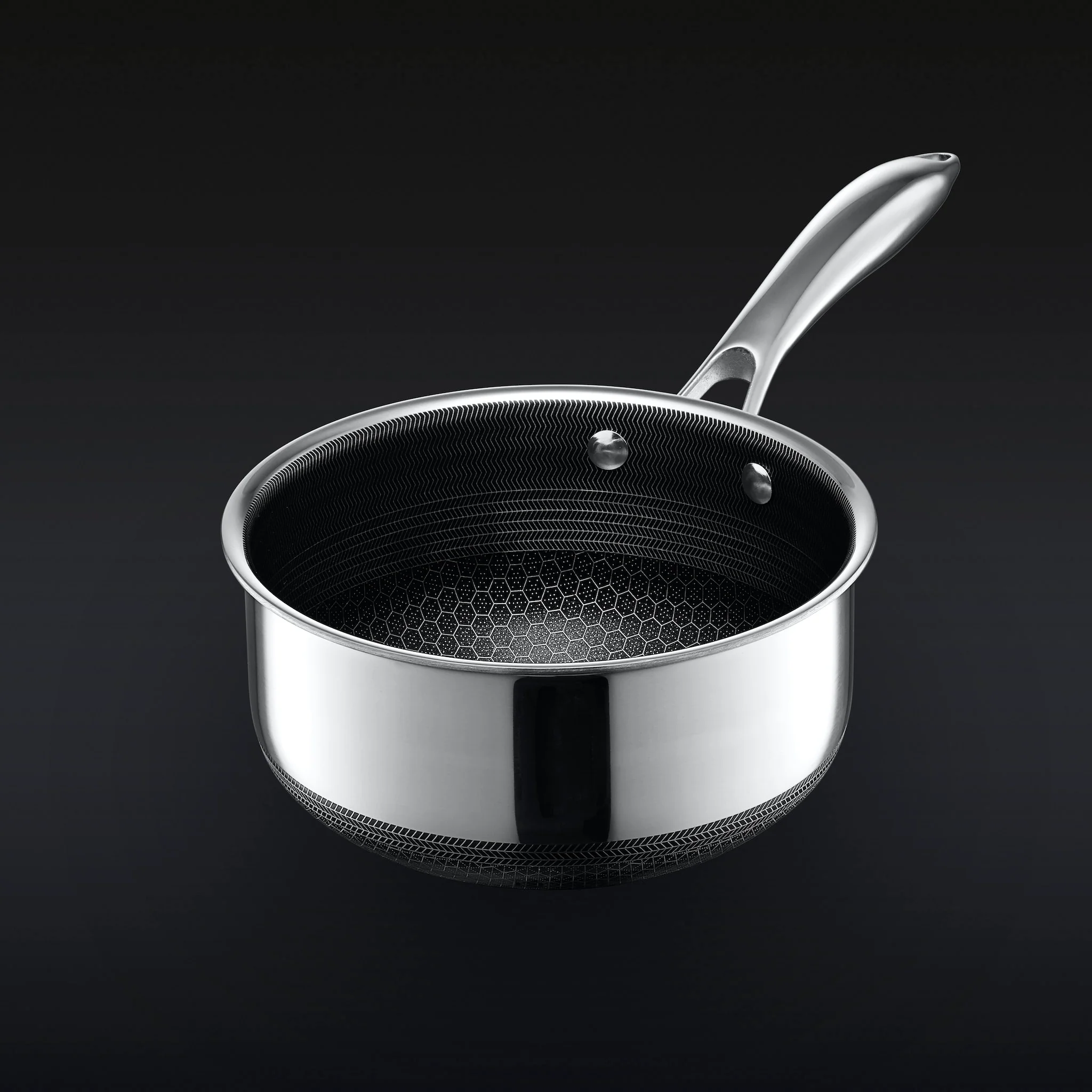 Hybrid Saucepan With Lid, 2-Qt