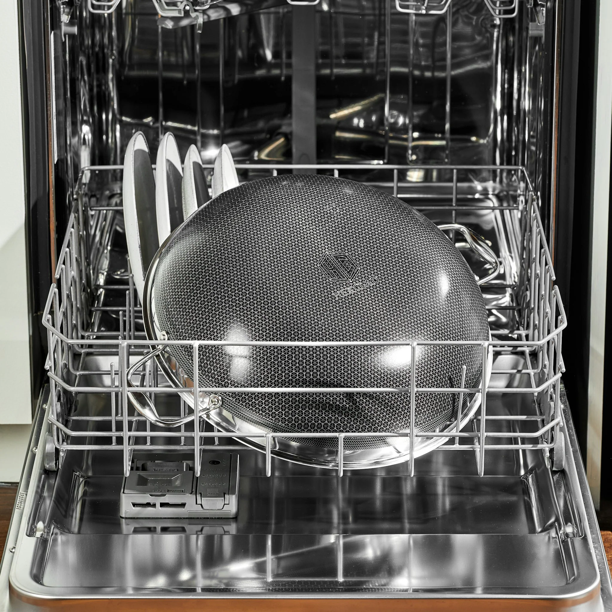 Hybrid Wok with Lid, 14