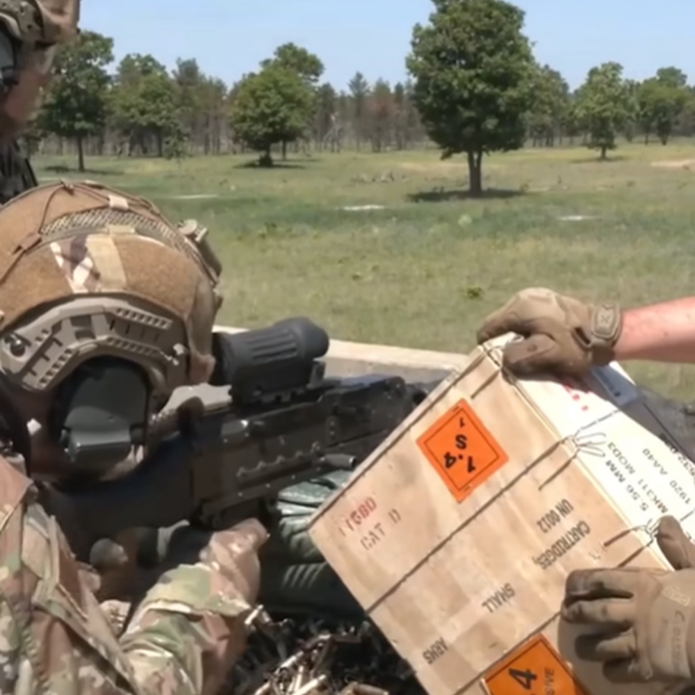 What to Look For When Shopping For a Tactical Vest - ForcesArmy