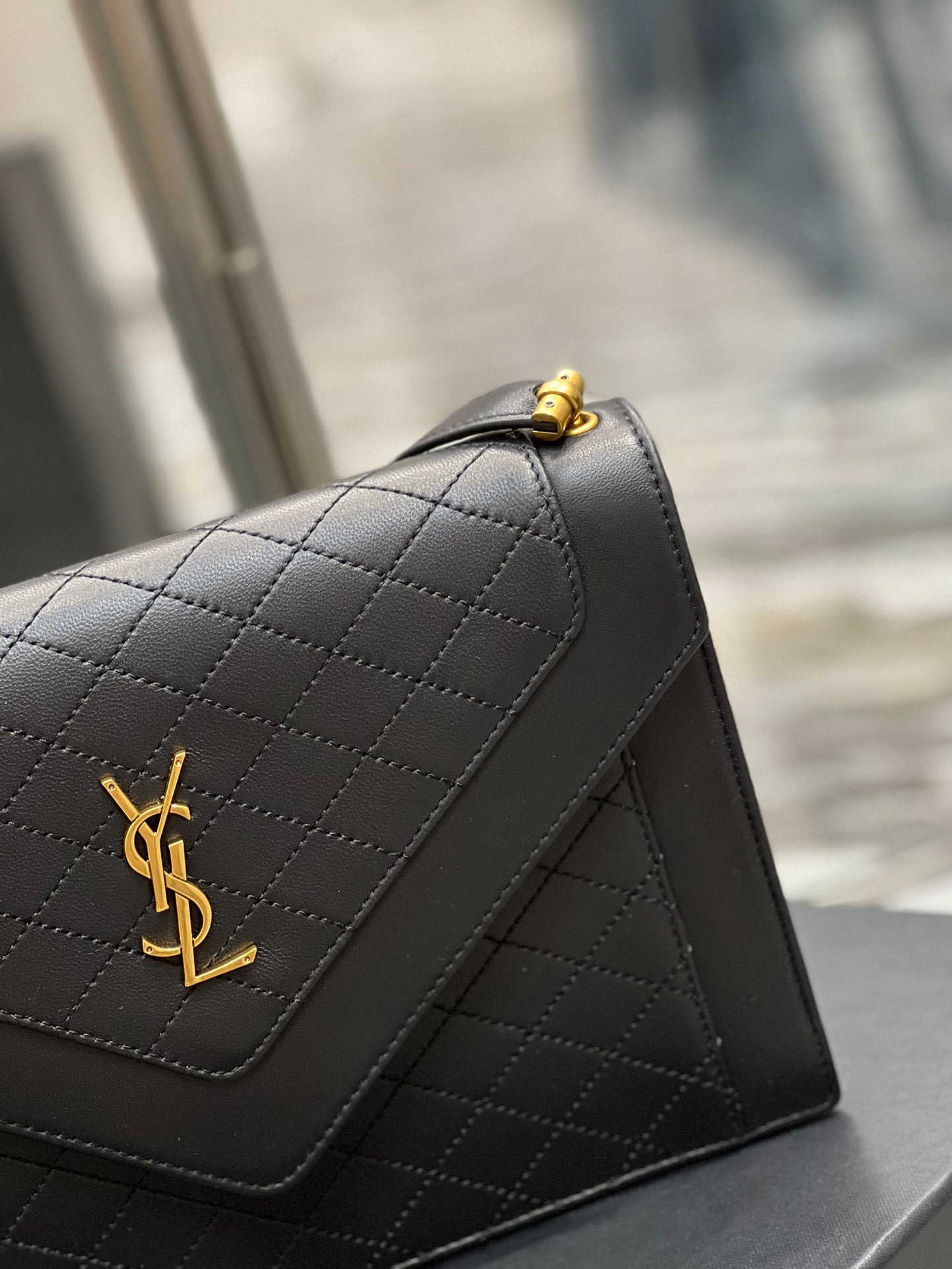 [TOP] Yves Saint Laurent YSL Gabby Satchel - Black