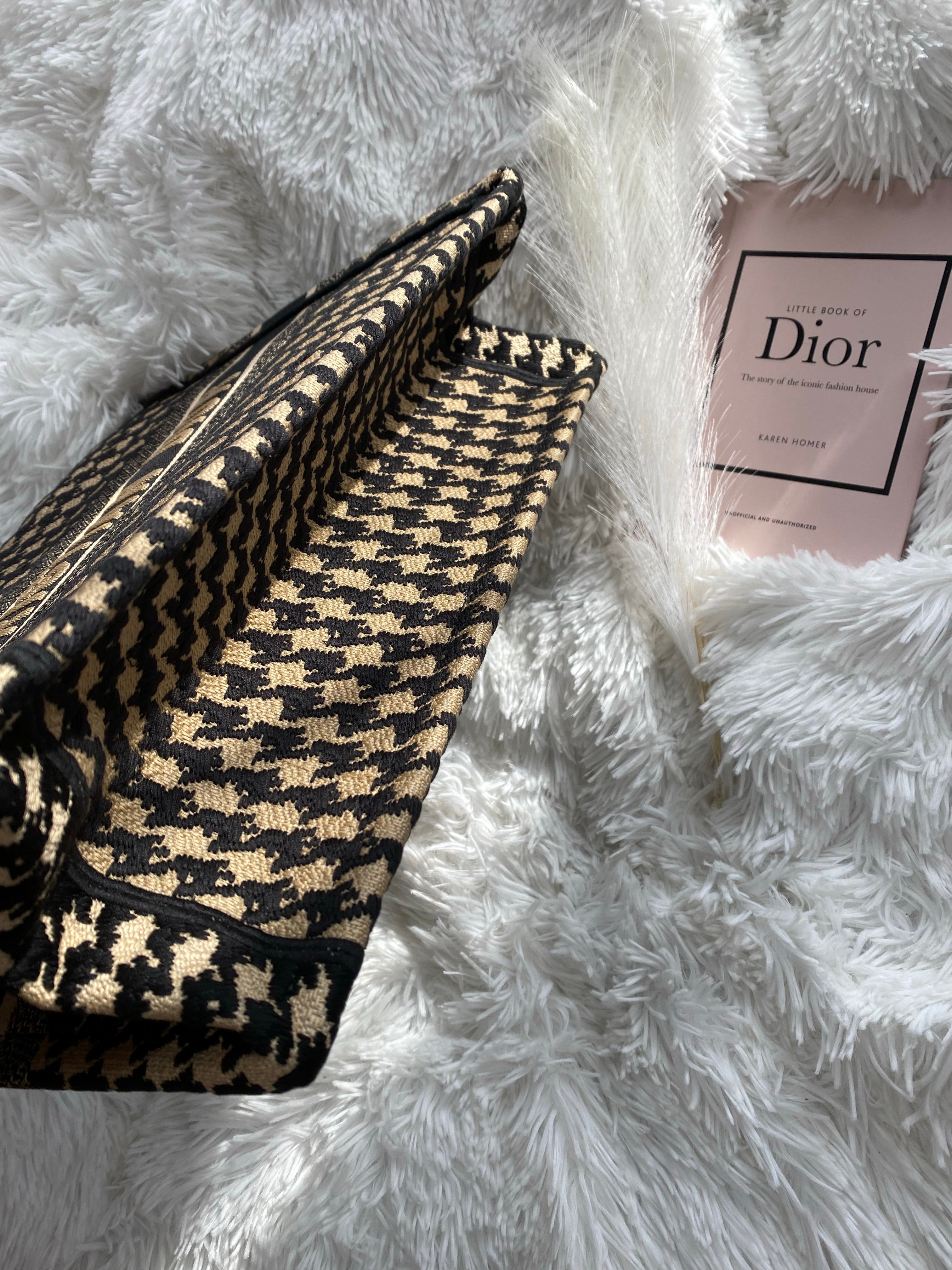 [TOP] Christian Dior Book Tote Bag Small 26.5cm - Black and White