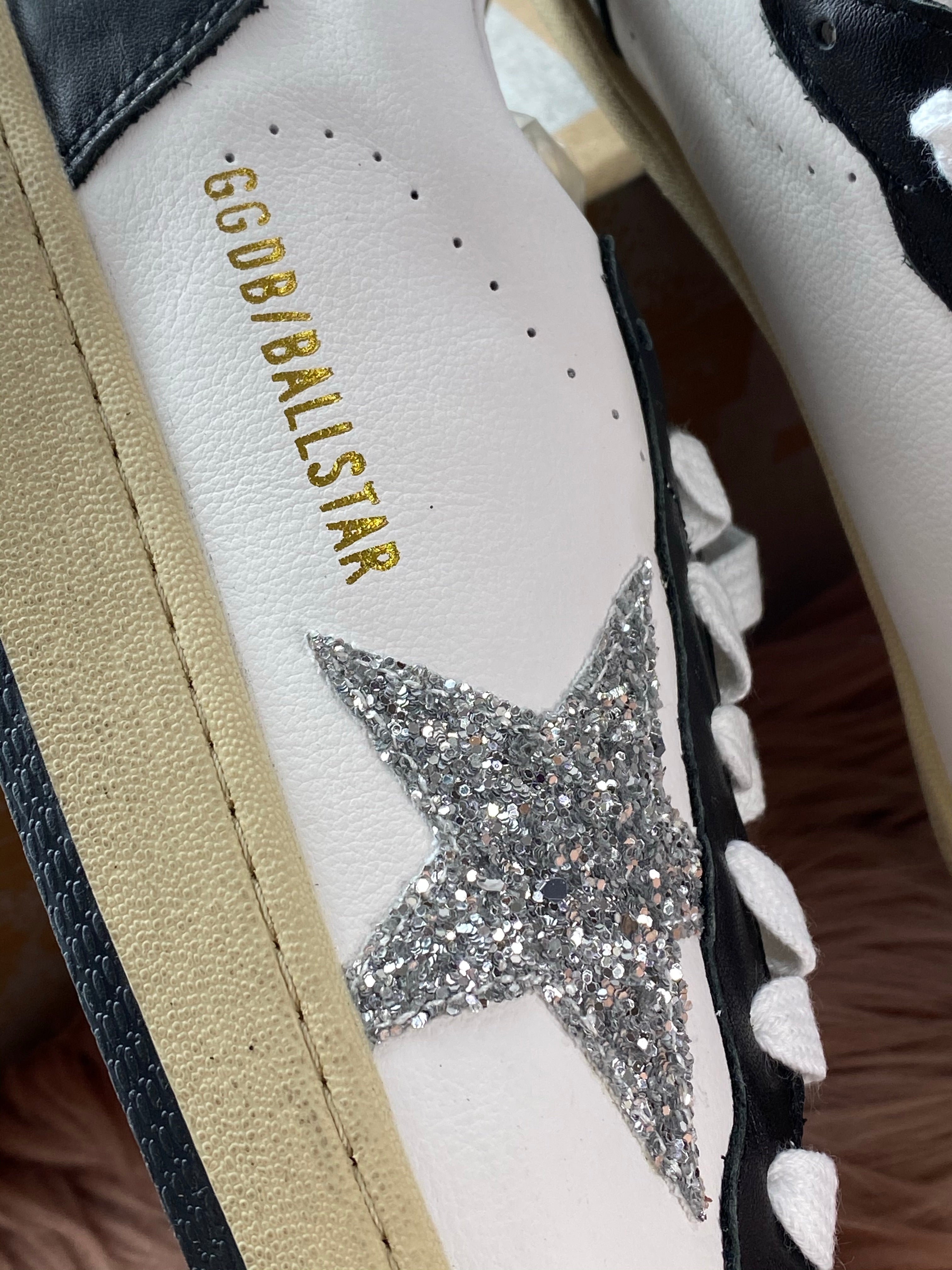 [TOP] GGDB Ball Star Glittery Star - Black and Silver Star